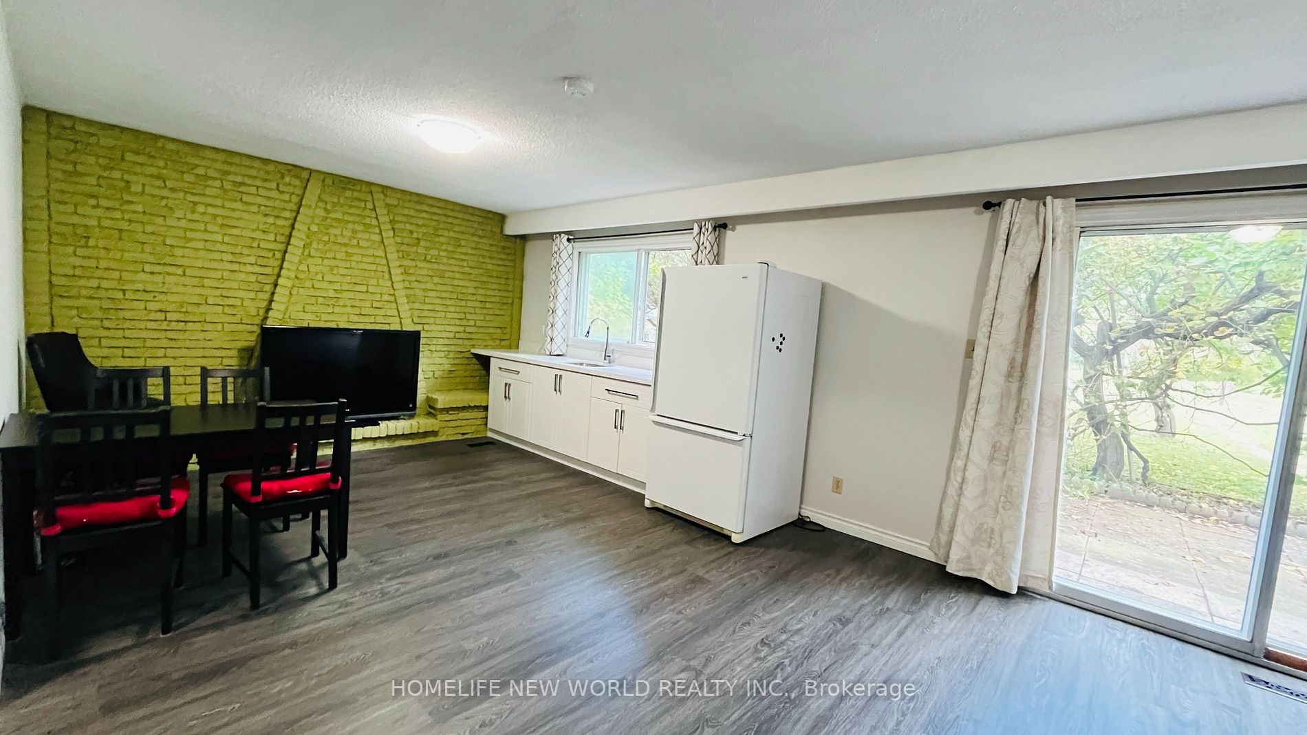 38 Weldrick Rd W, #Back