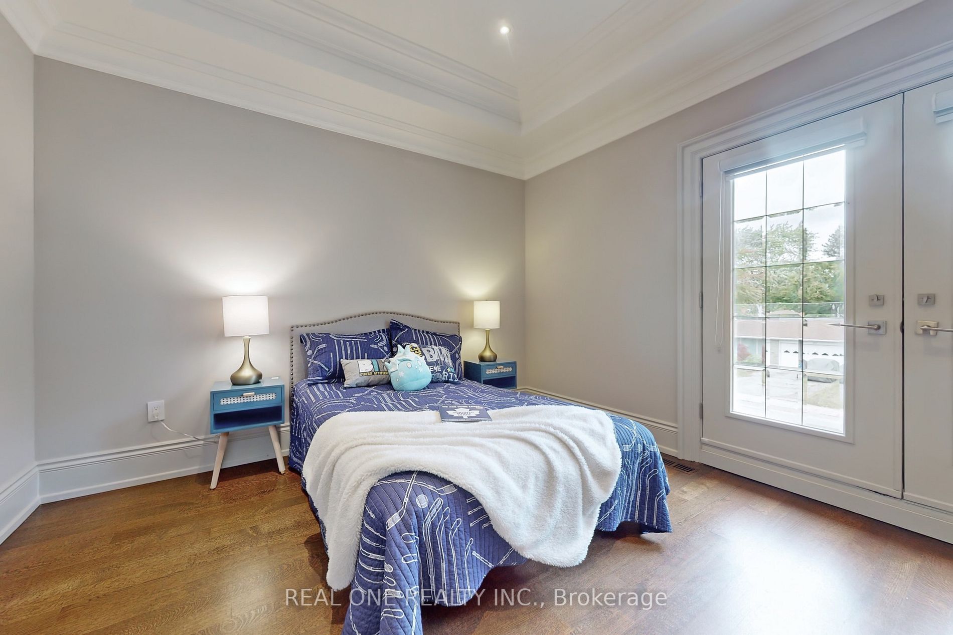 58 Fred Varley Dr
