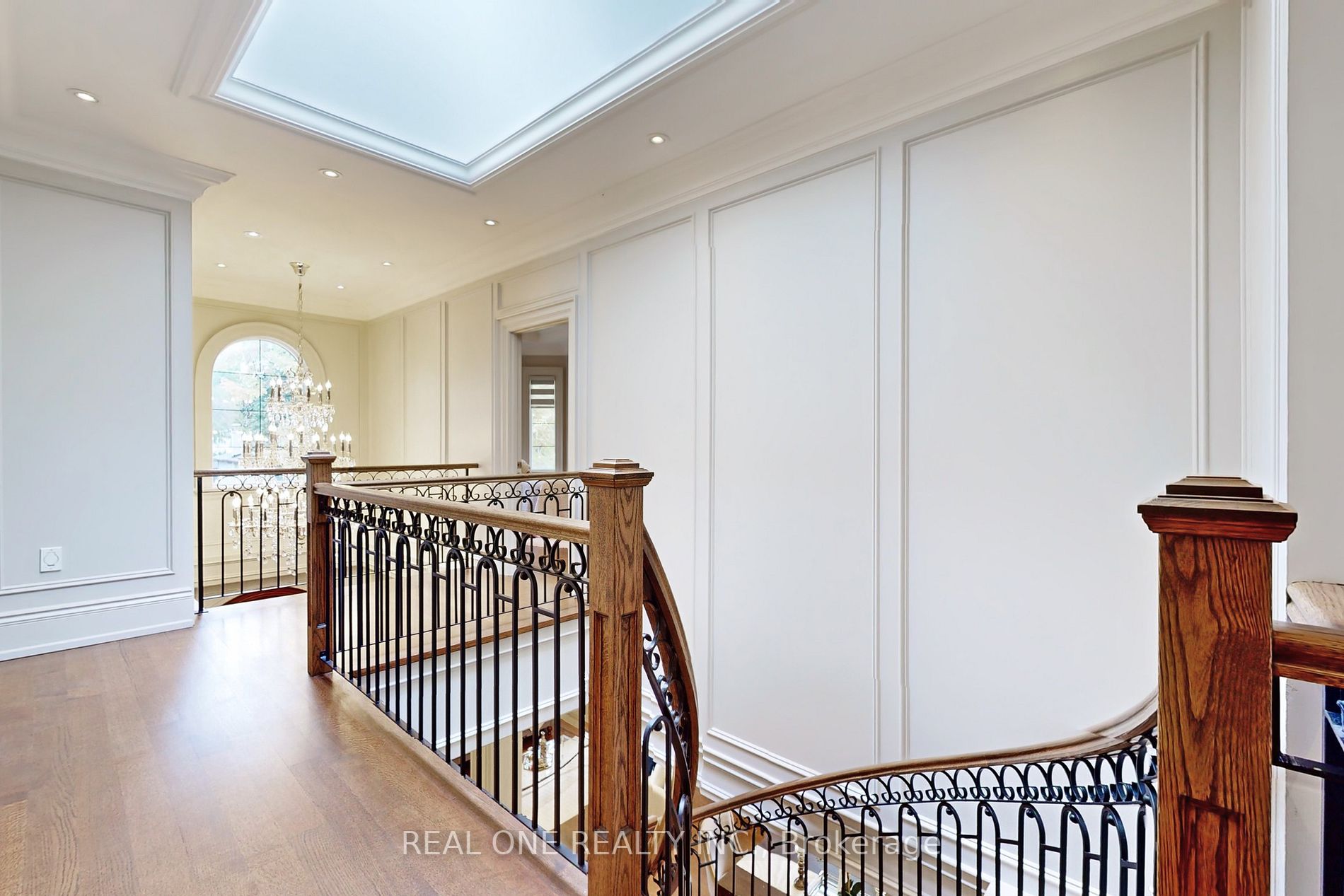 58 Fred Varley Dr