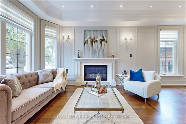 58 Fred Varley Dr, Markham