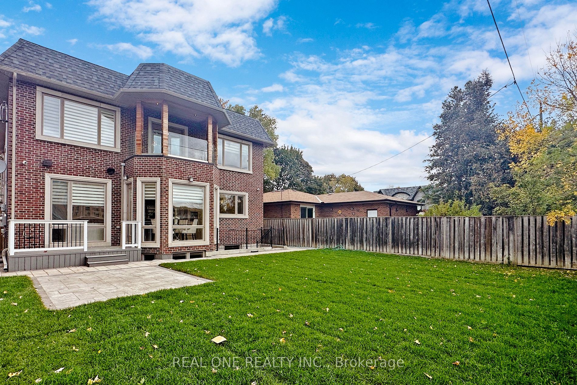 58 Fred Varley Dr