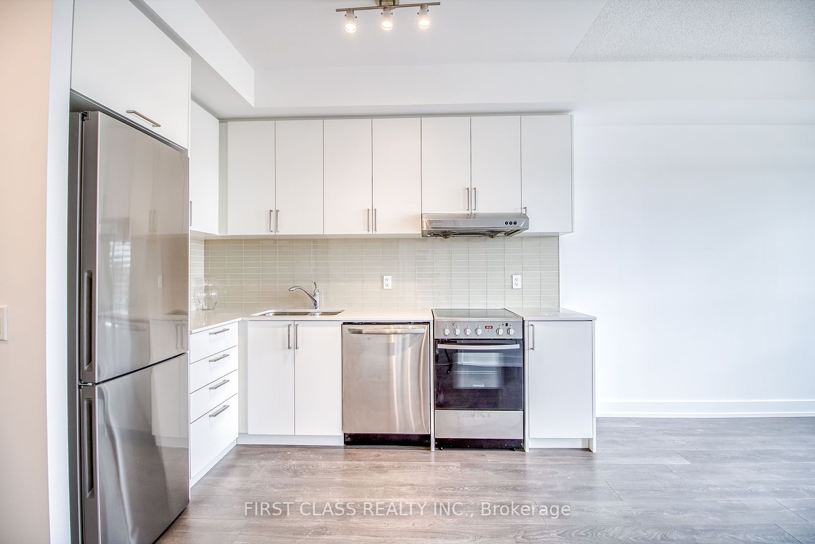278 Buchanan Dr E, #610E