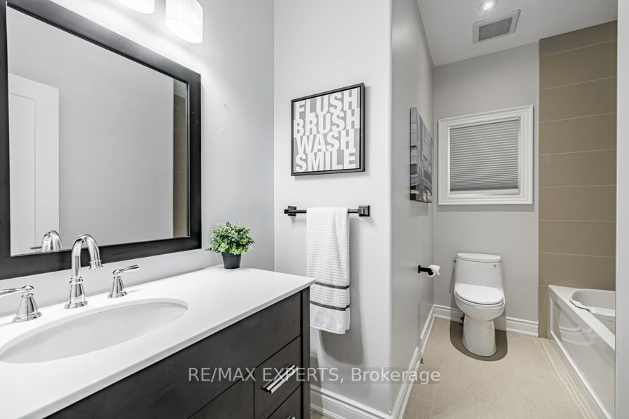 53 Gardiner Dr