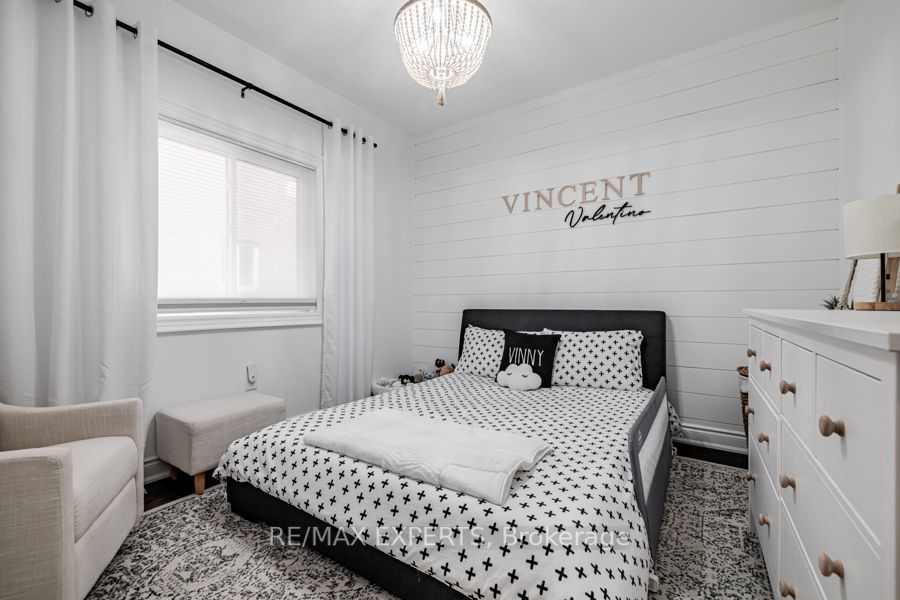 53 Gardiner Dr