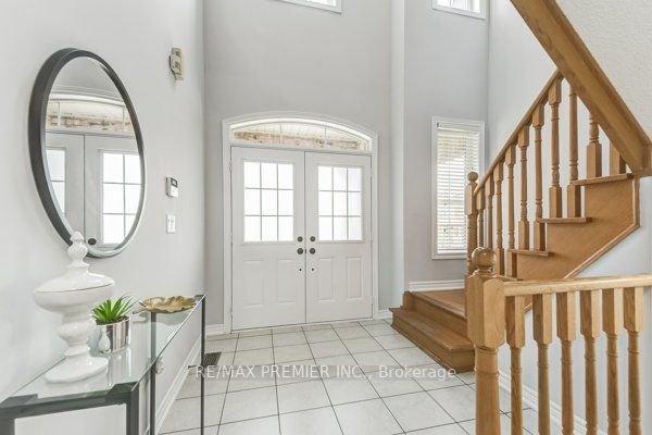305 Lauderdale Dr