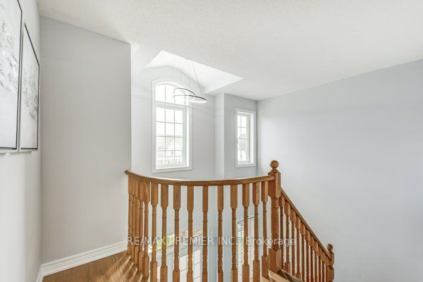 305 Lauderdale Dr