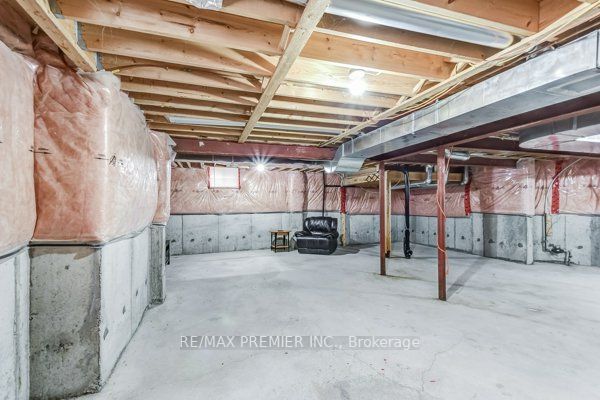 305 Lauderdale Dr