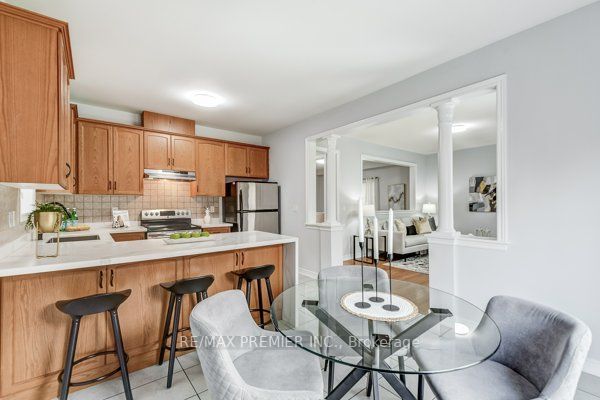 305 Lauderdale Dr