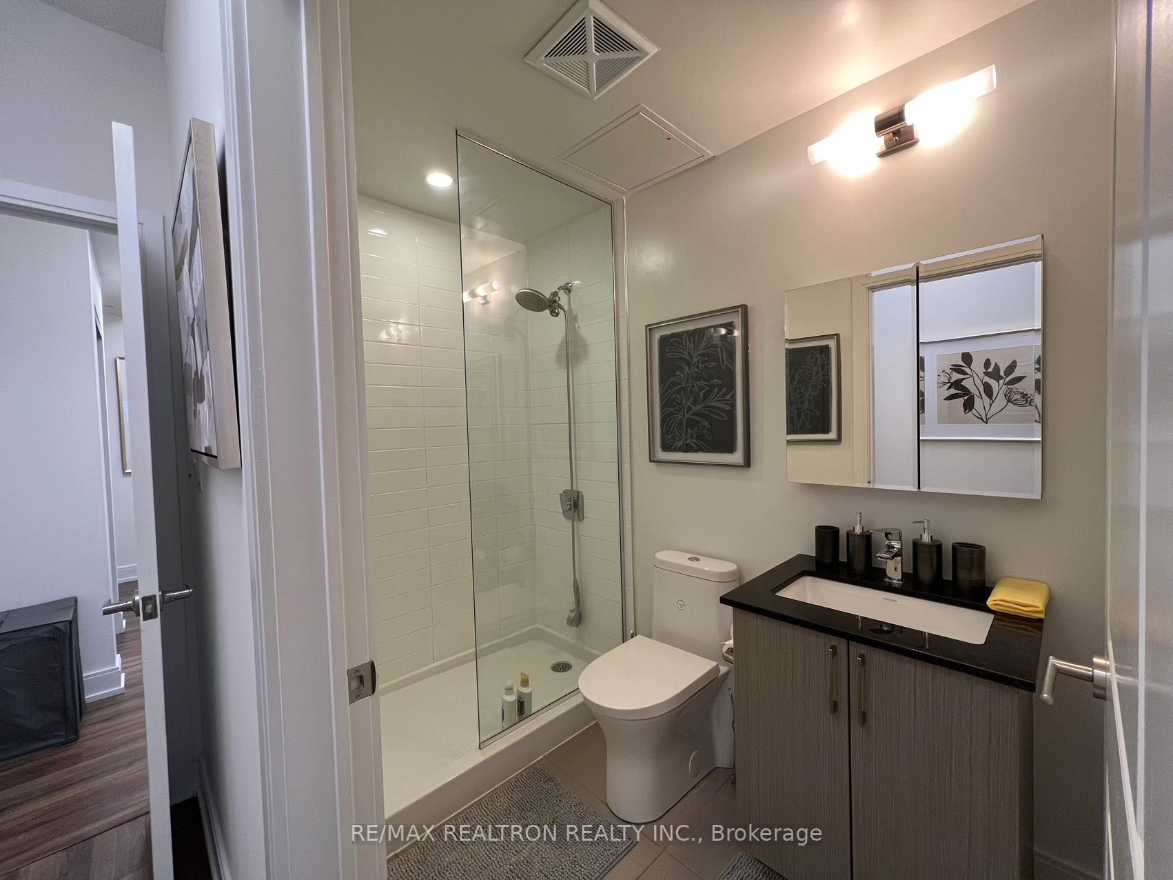9600 Yonge St, #1202B