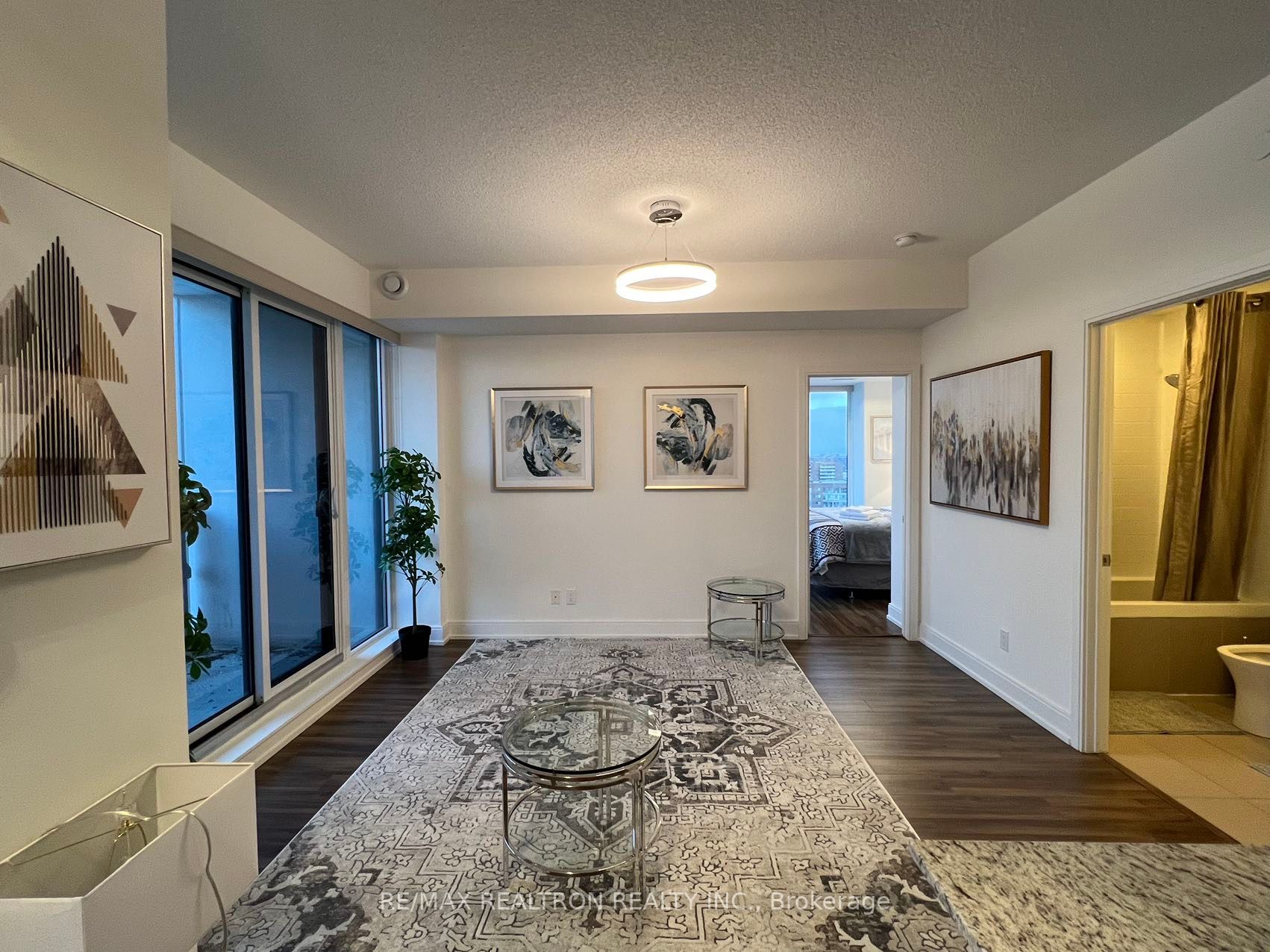 9600 Yonge St, #1202B