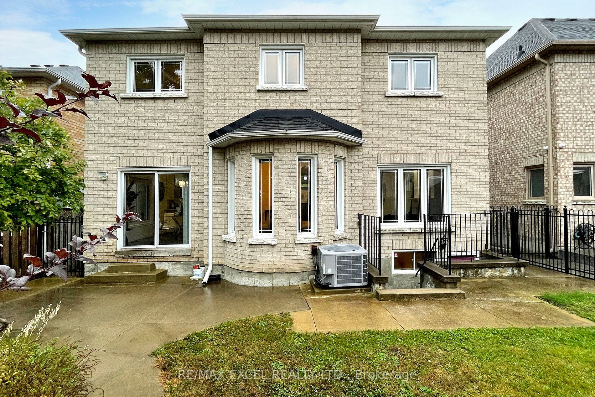 122 Canyon Hill Ave