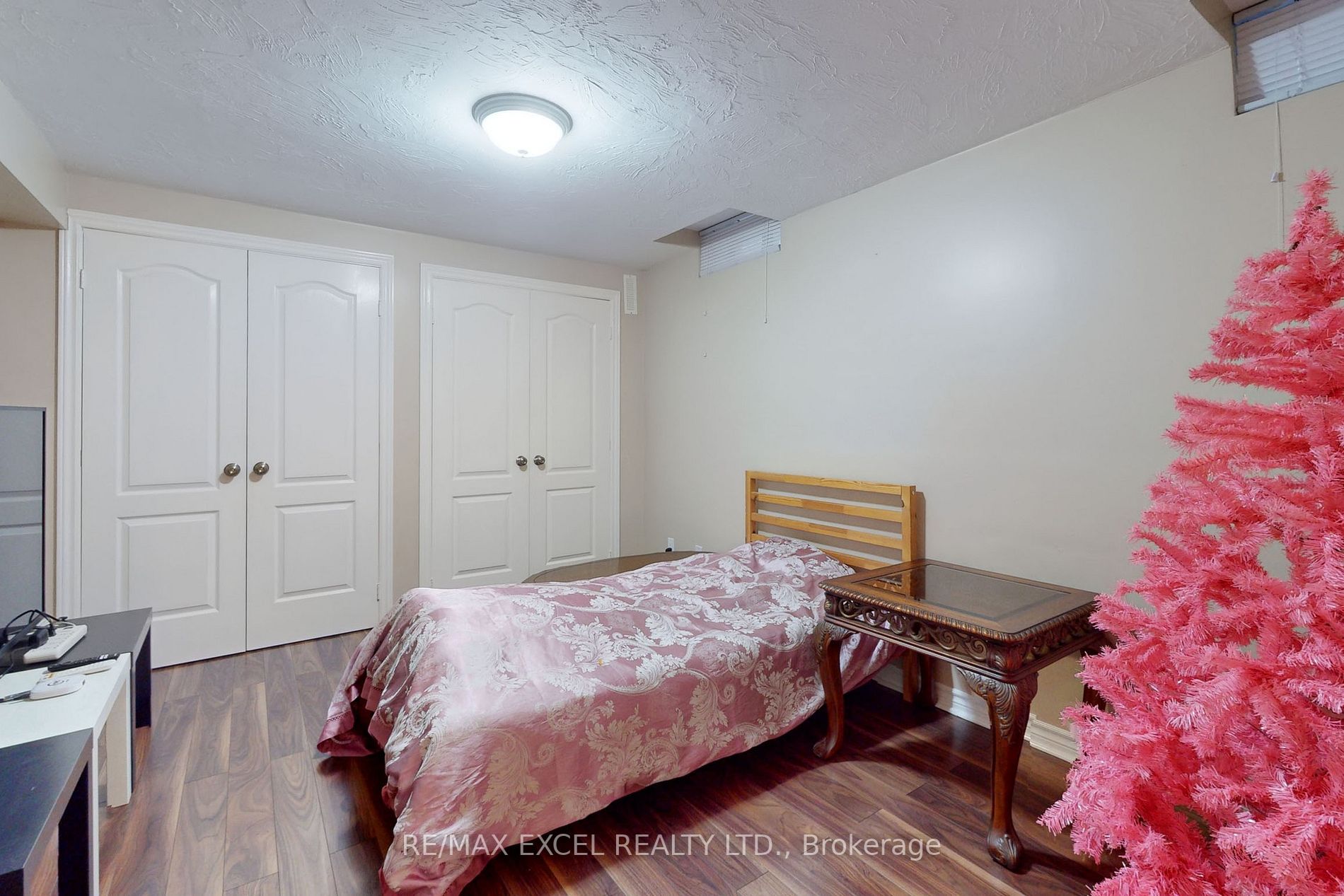 122 Canyon Hill Ave