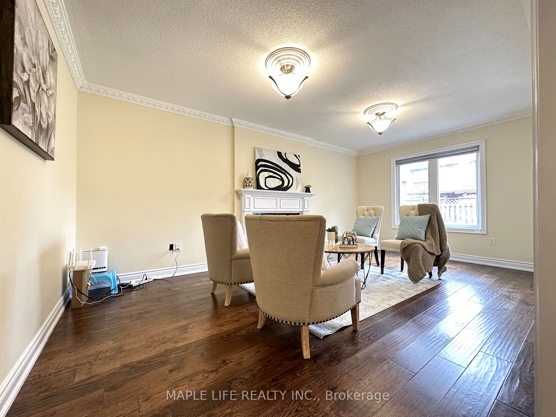 65 Swanage Dr