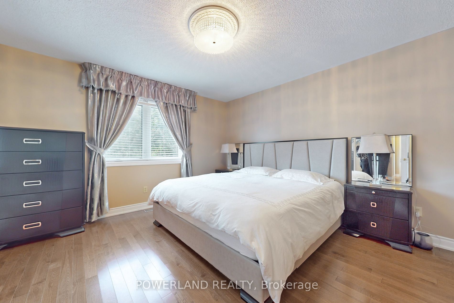 28 Guildford Circ