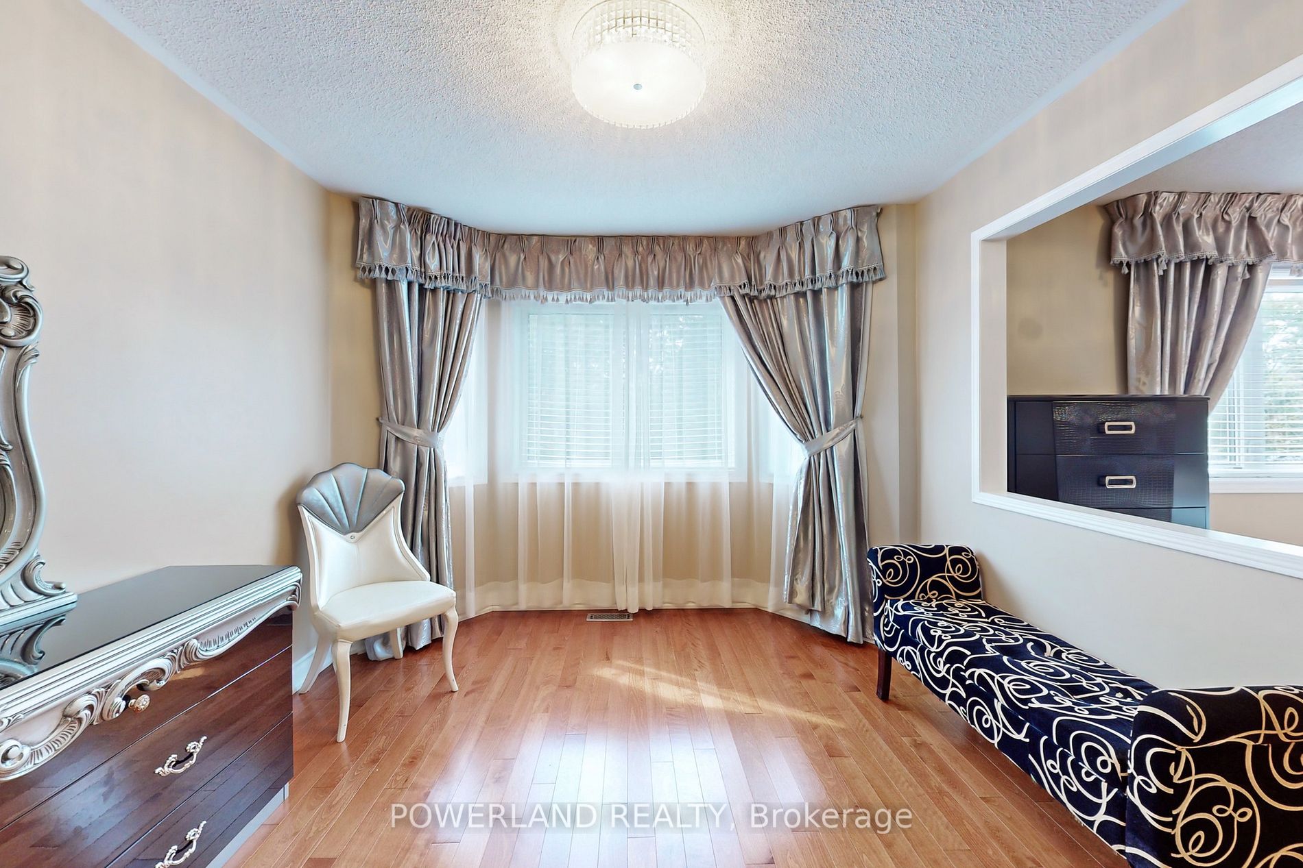 28 Guildford Circ