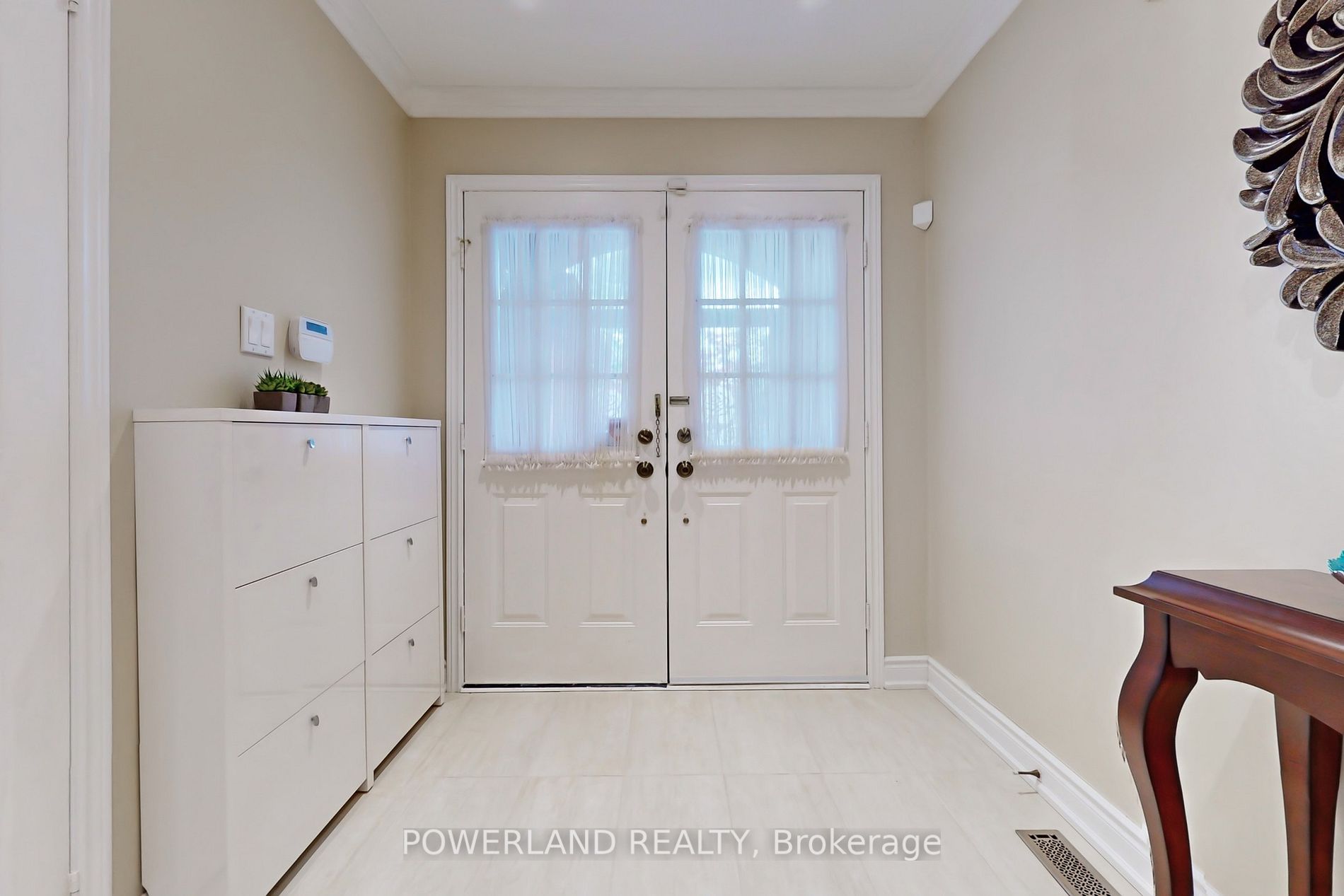 28 Guildford Circ