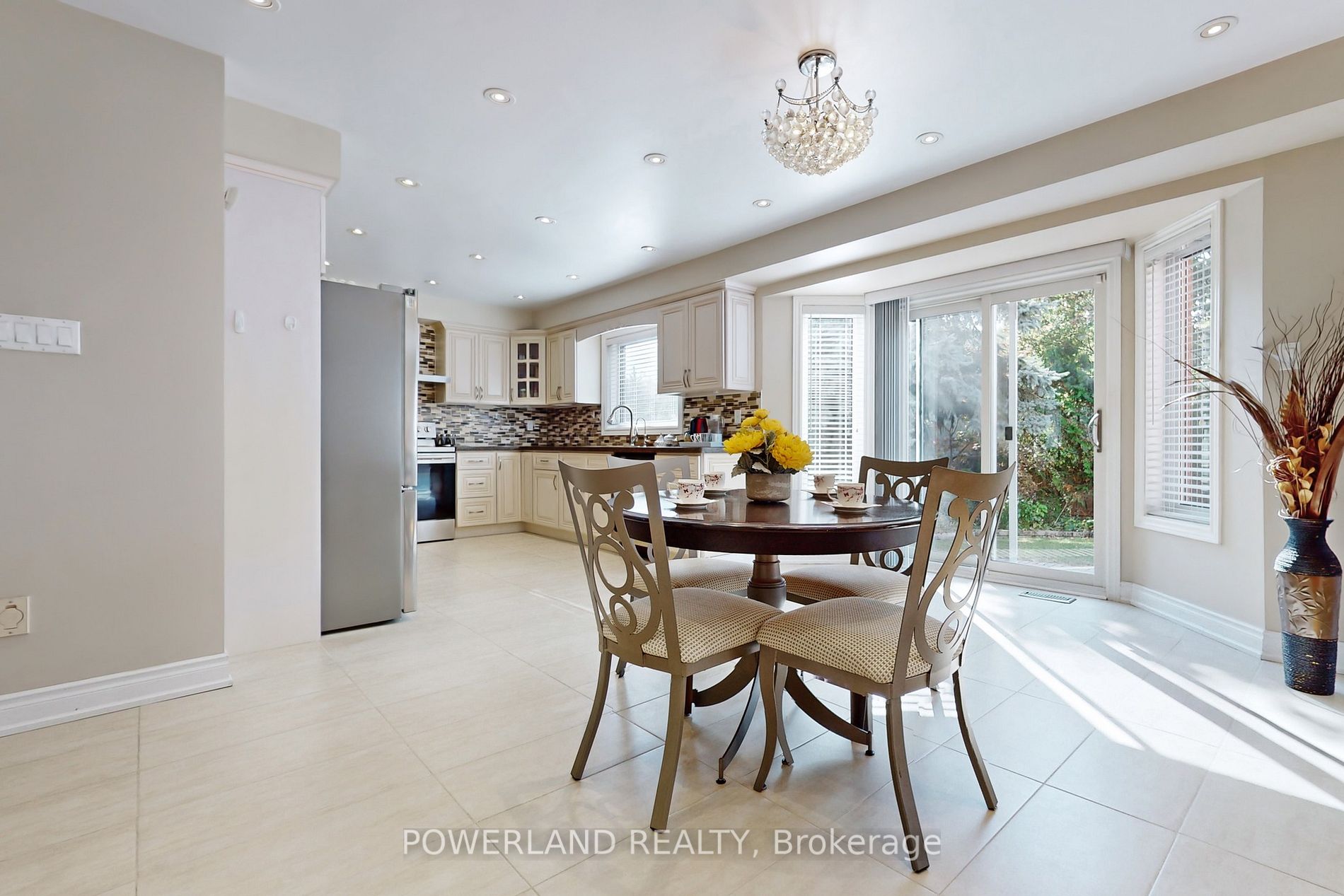 28 Guildford Circ