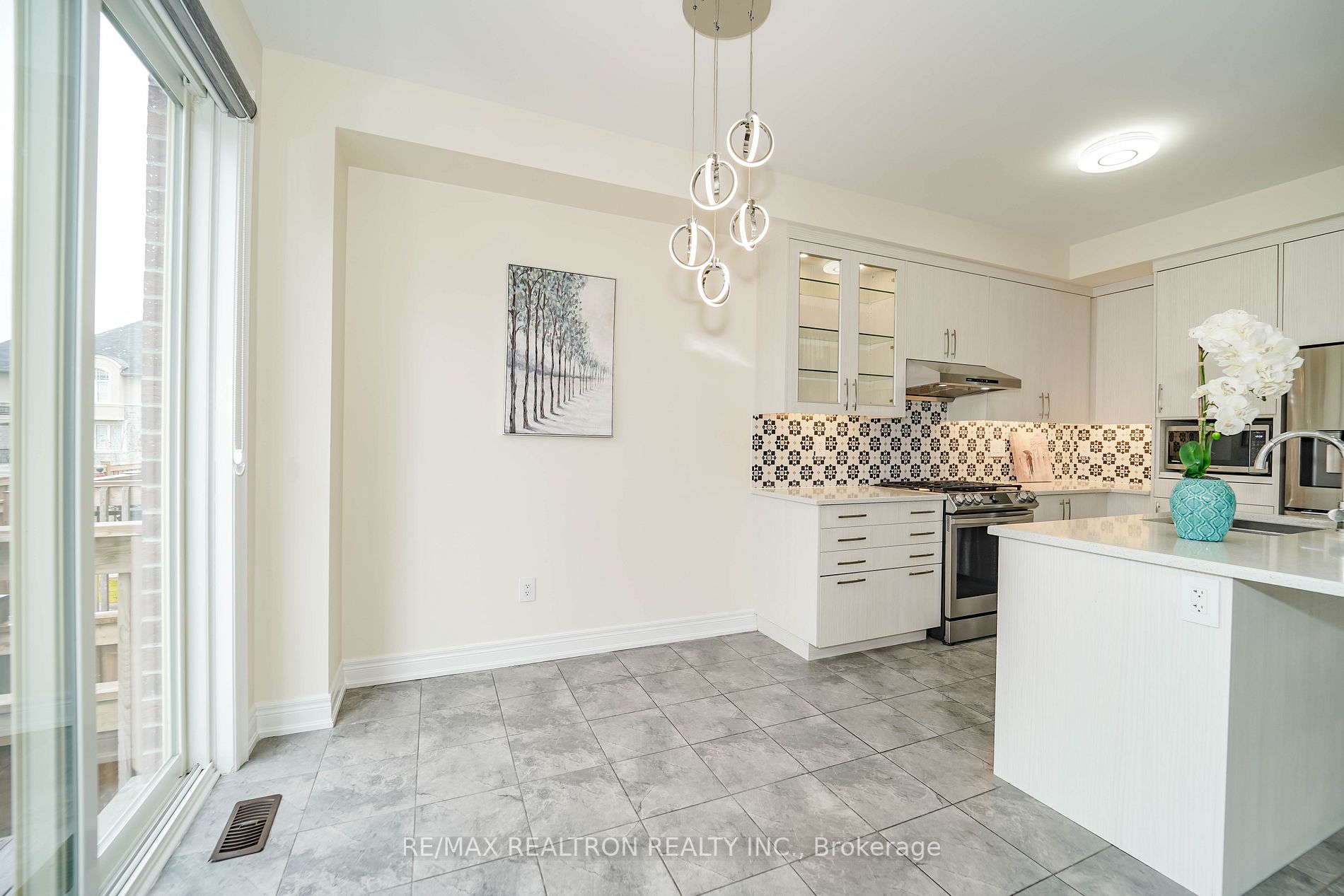 125 Jim Mortson Dr