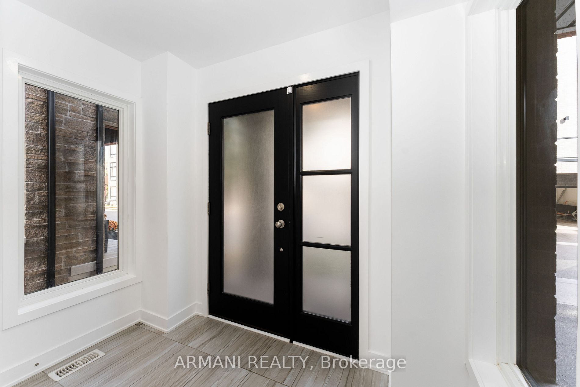 37 Benoit St