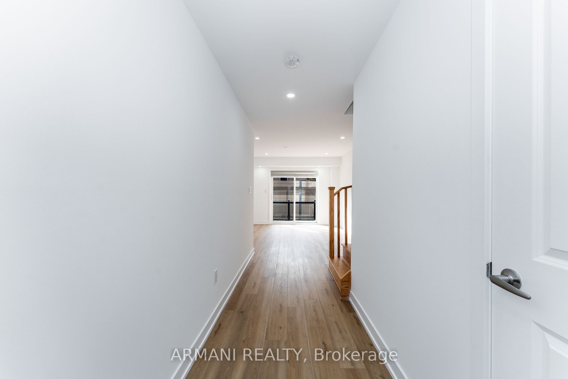 37 Benoit St