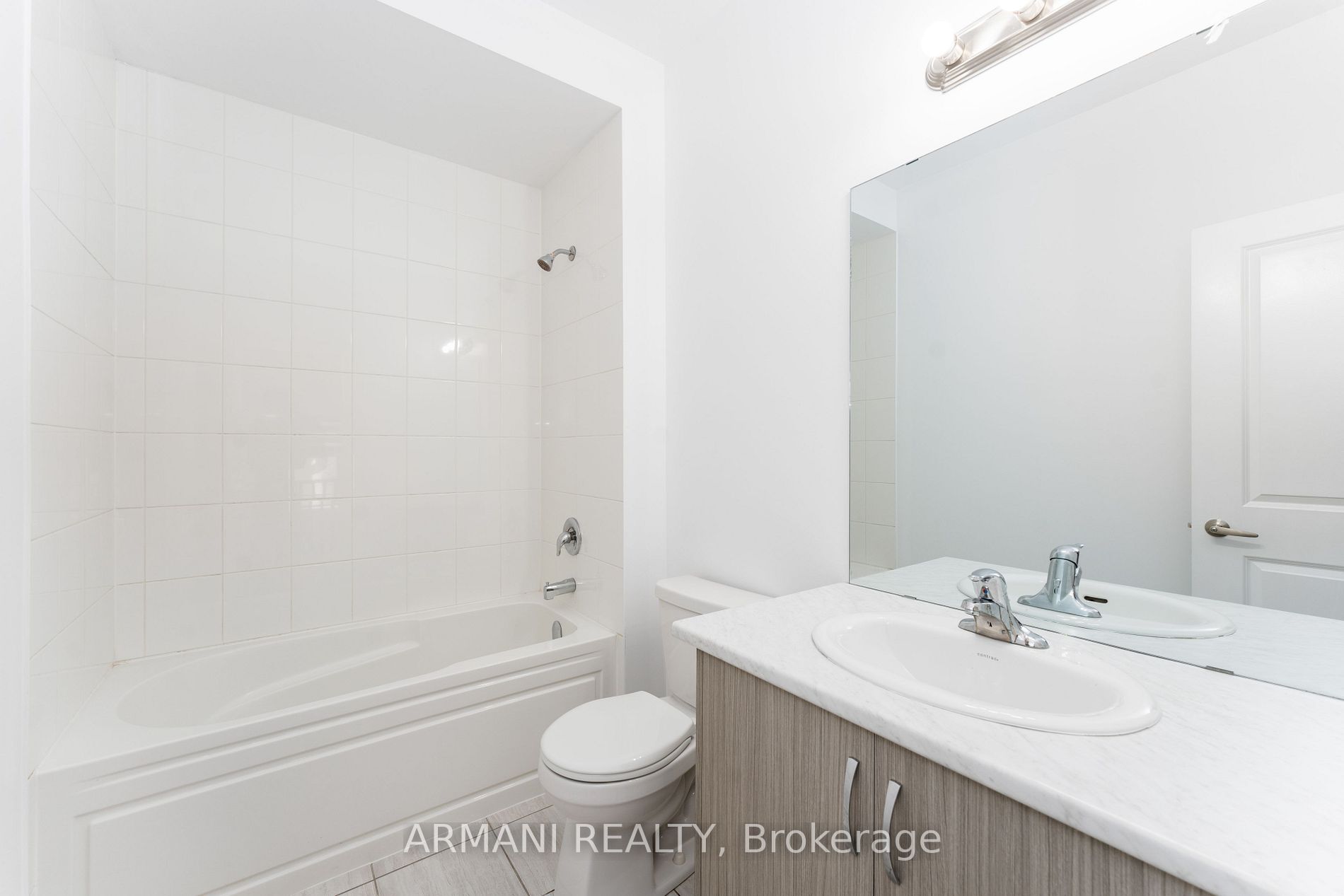 37 Benoit St