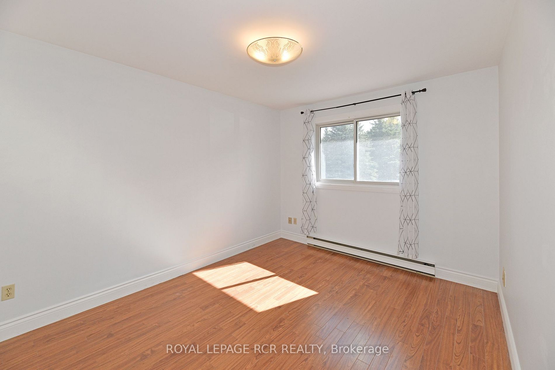 10 Heidrew Pl