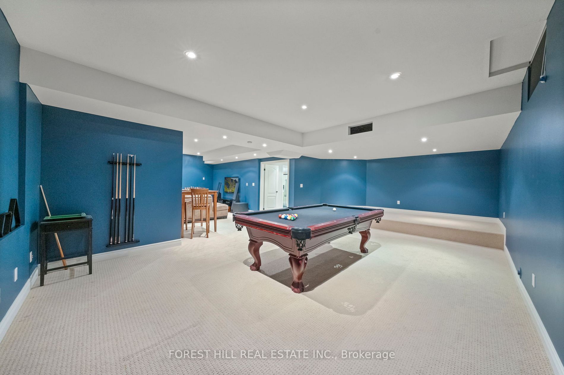 165 Thornhill Woods Dr
