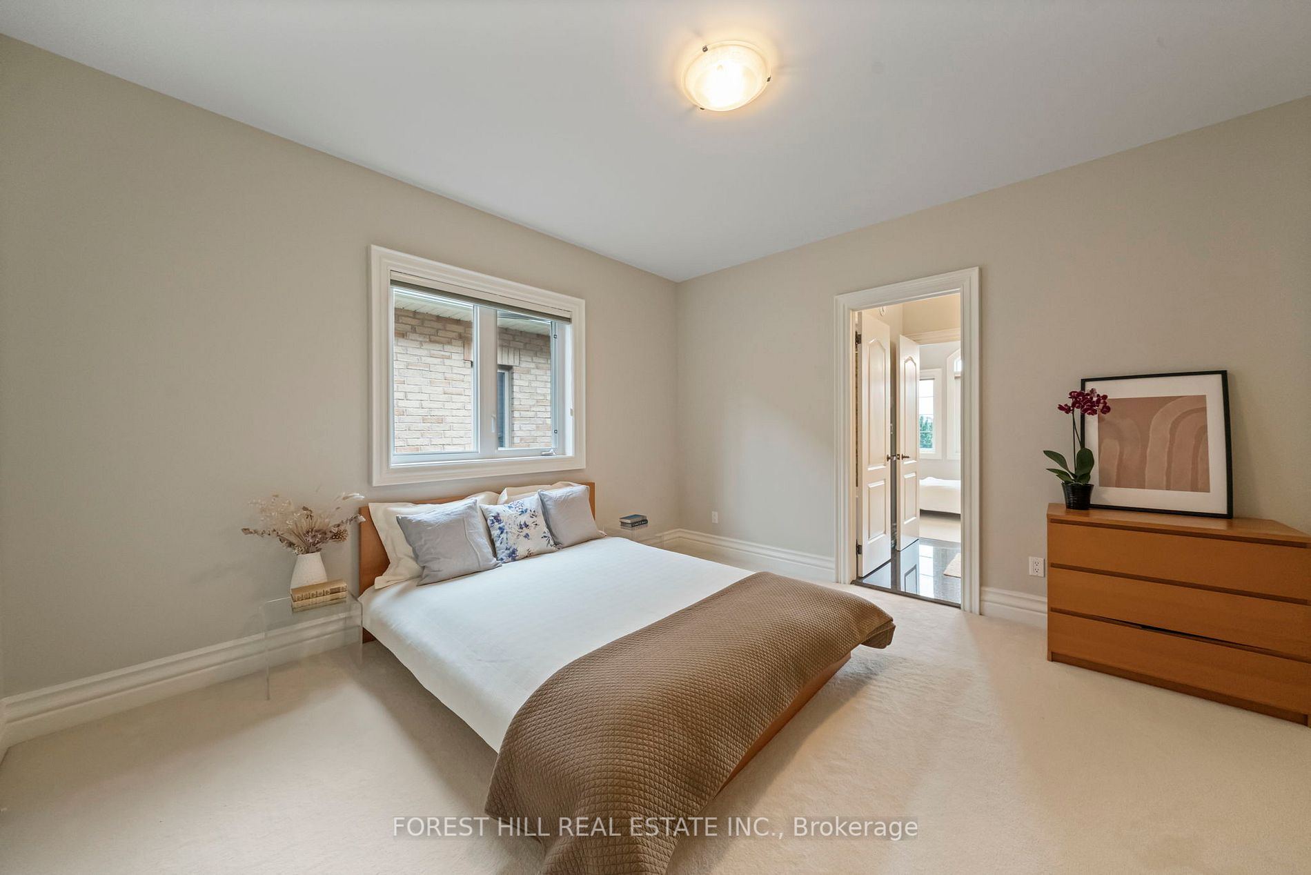 165 Thornhill Woods Dr