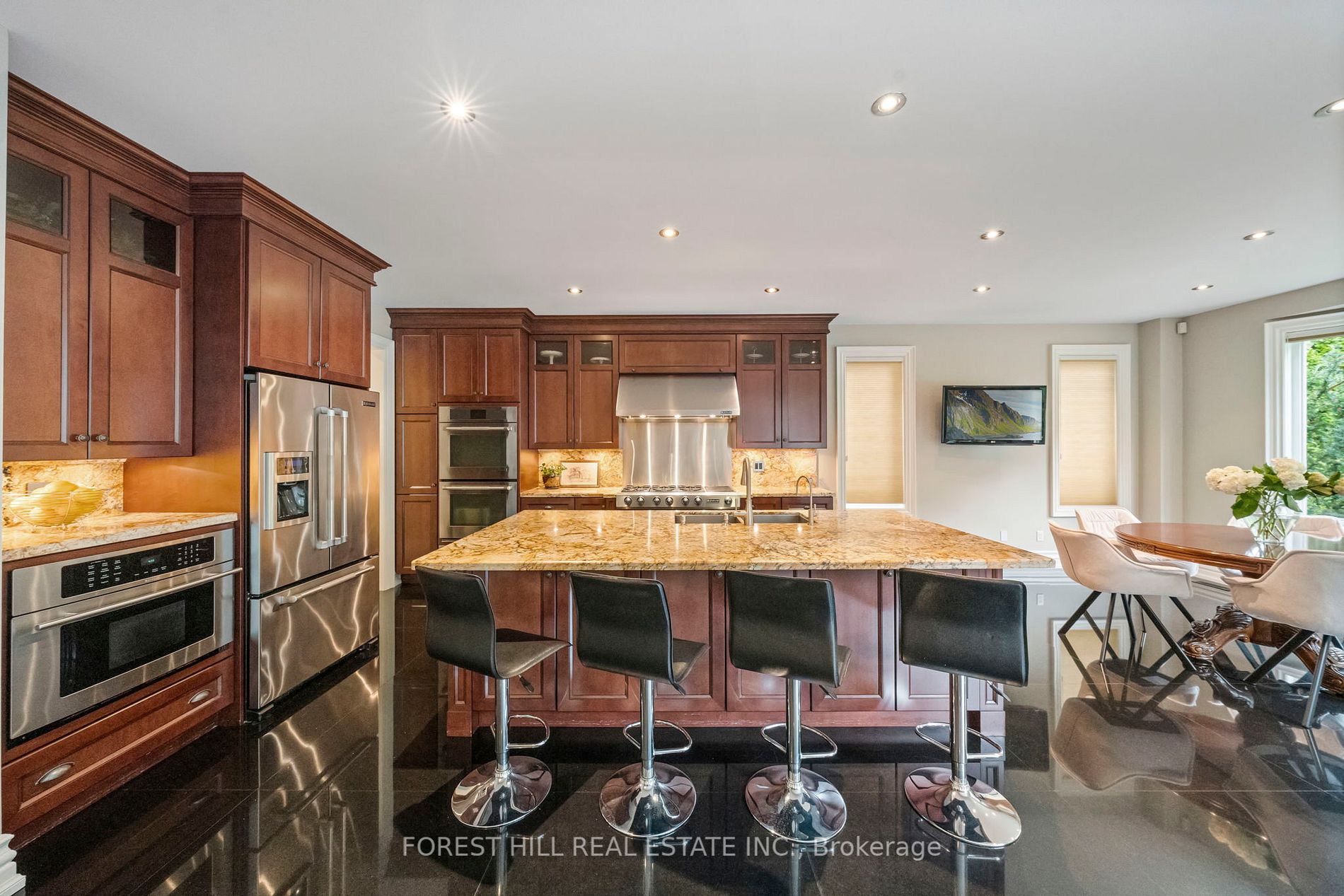 165 Thornhill Woods Dr