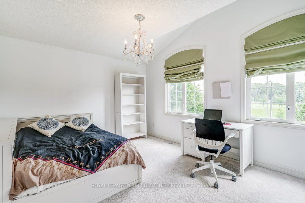 268 Thornhill Woods Drive