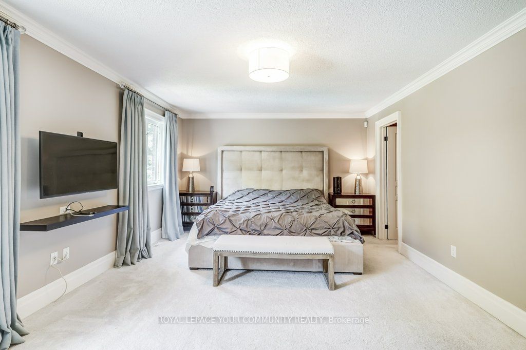 268 Thornhill Woods Drive