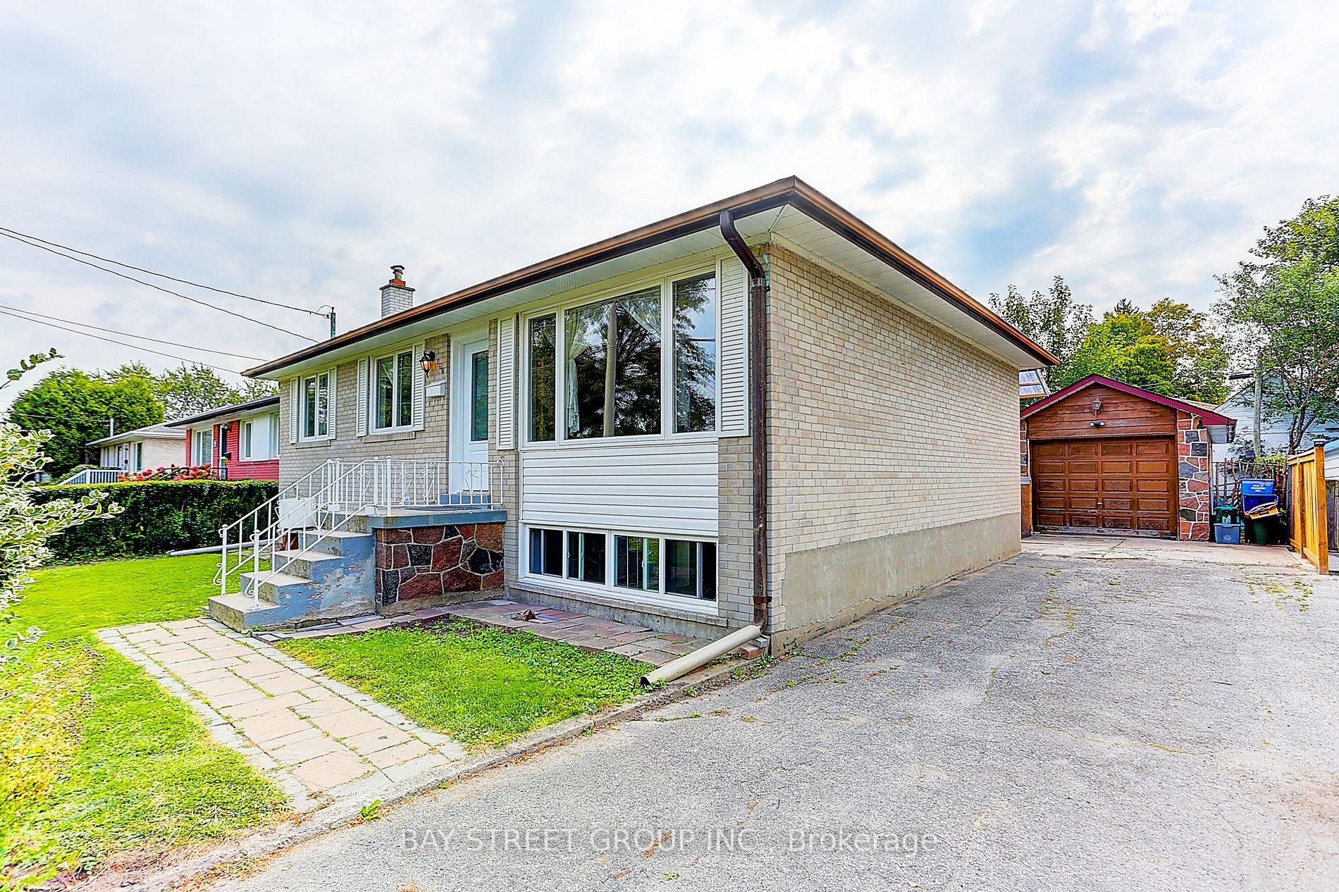 432 Crosby Ave