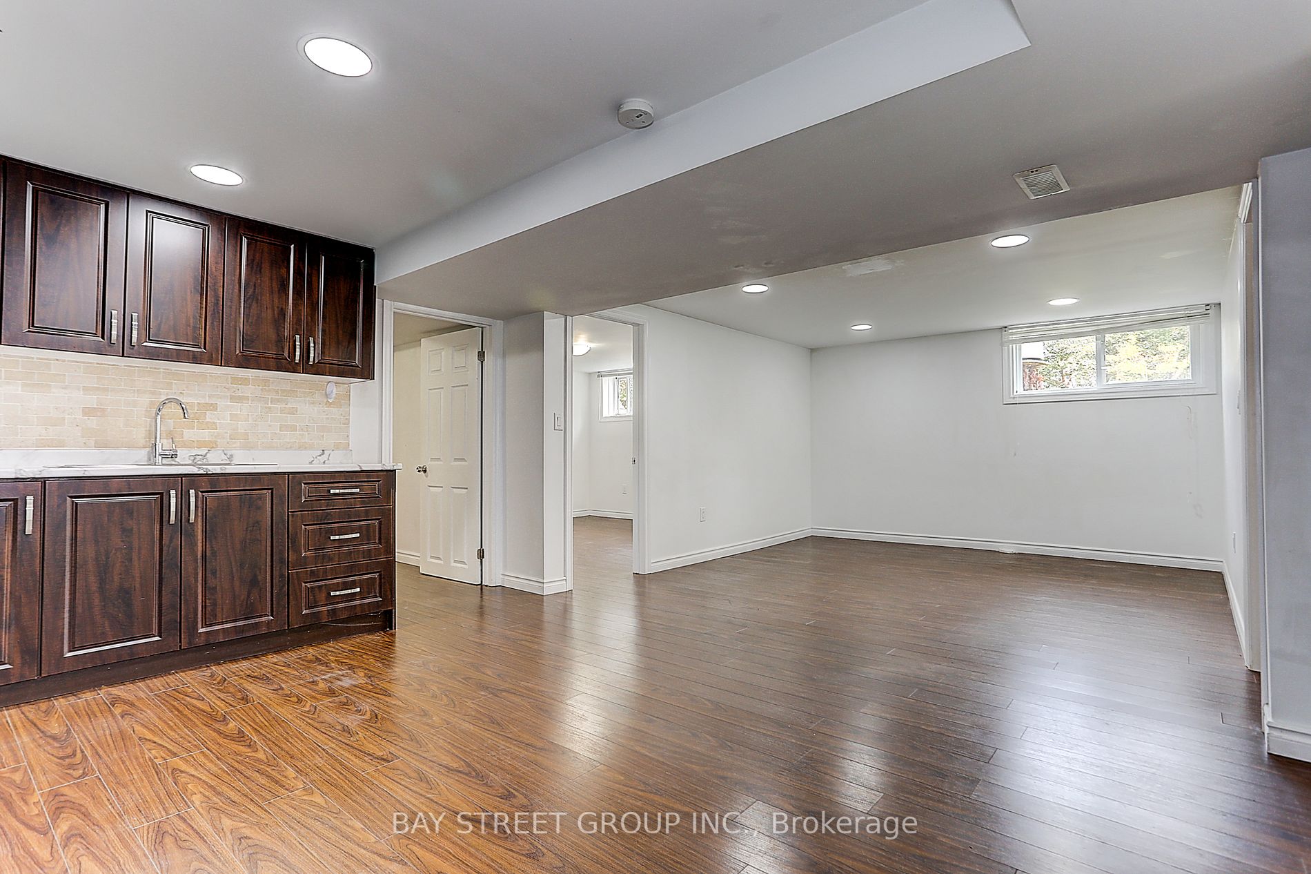 432 Crosby Ave