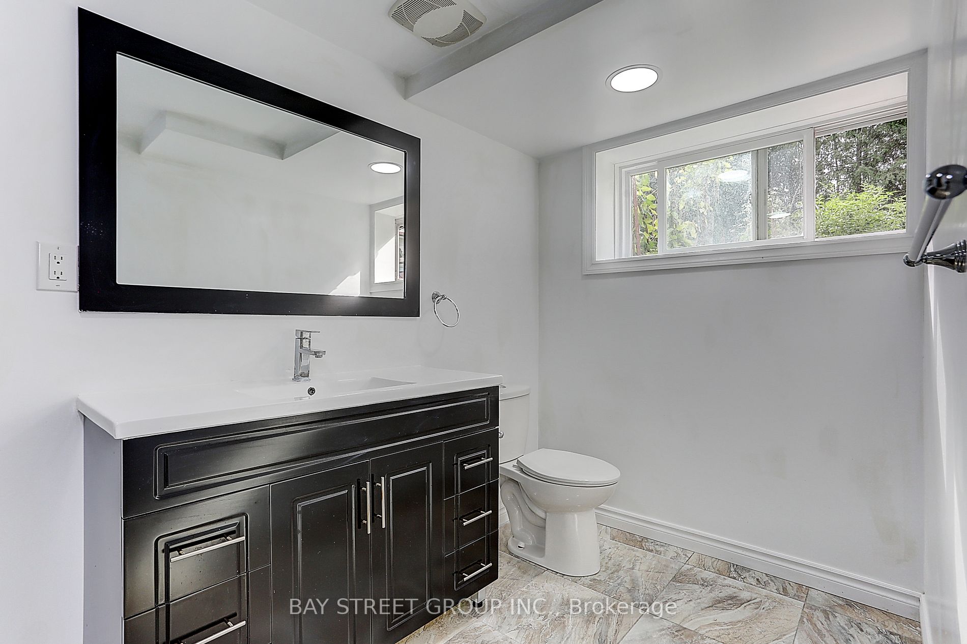 432 Crosby Ave