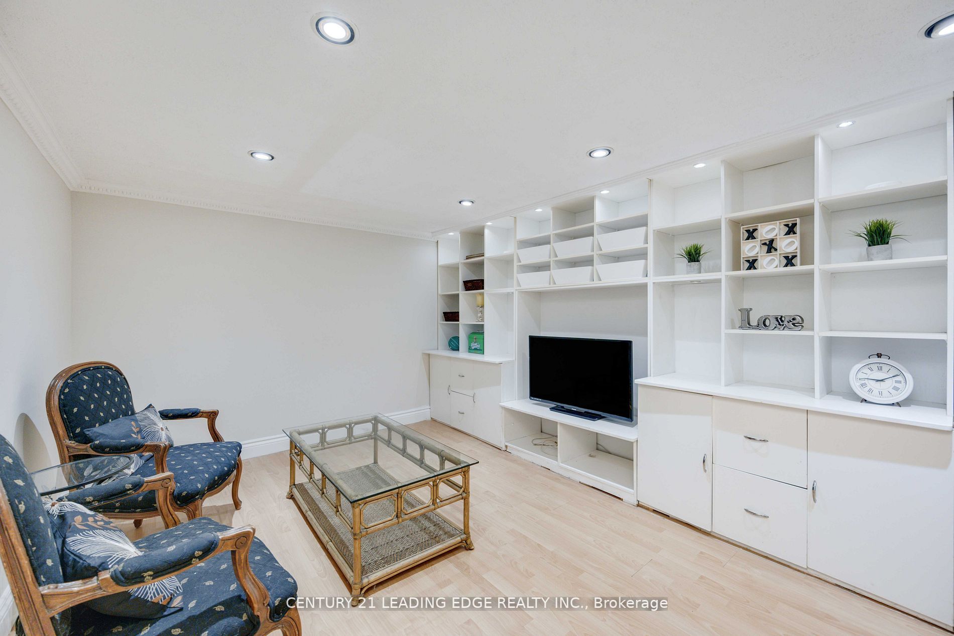 8 Bowman Way, #146