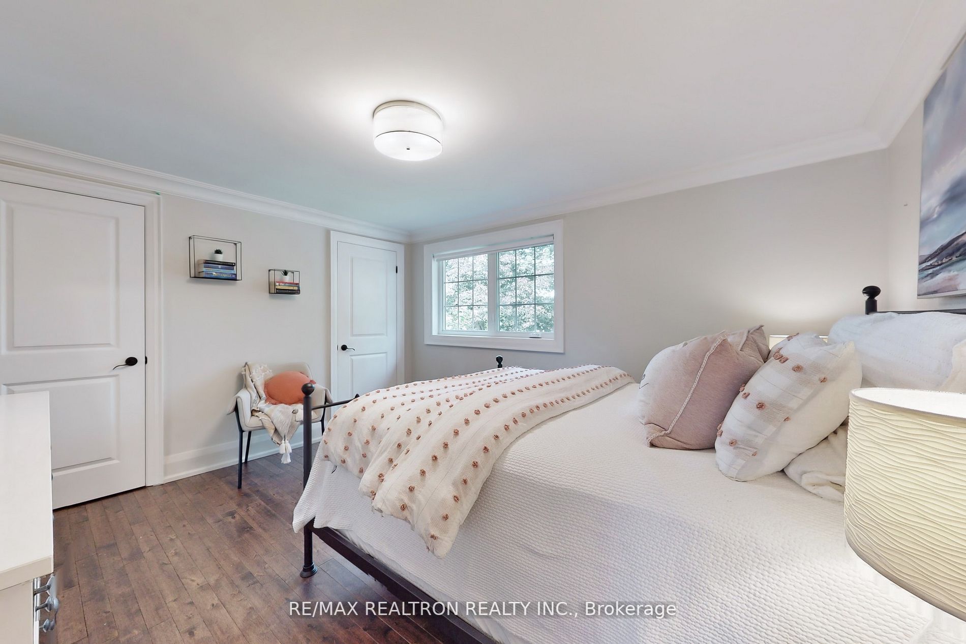 2 Campbell Crt