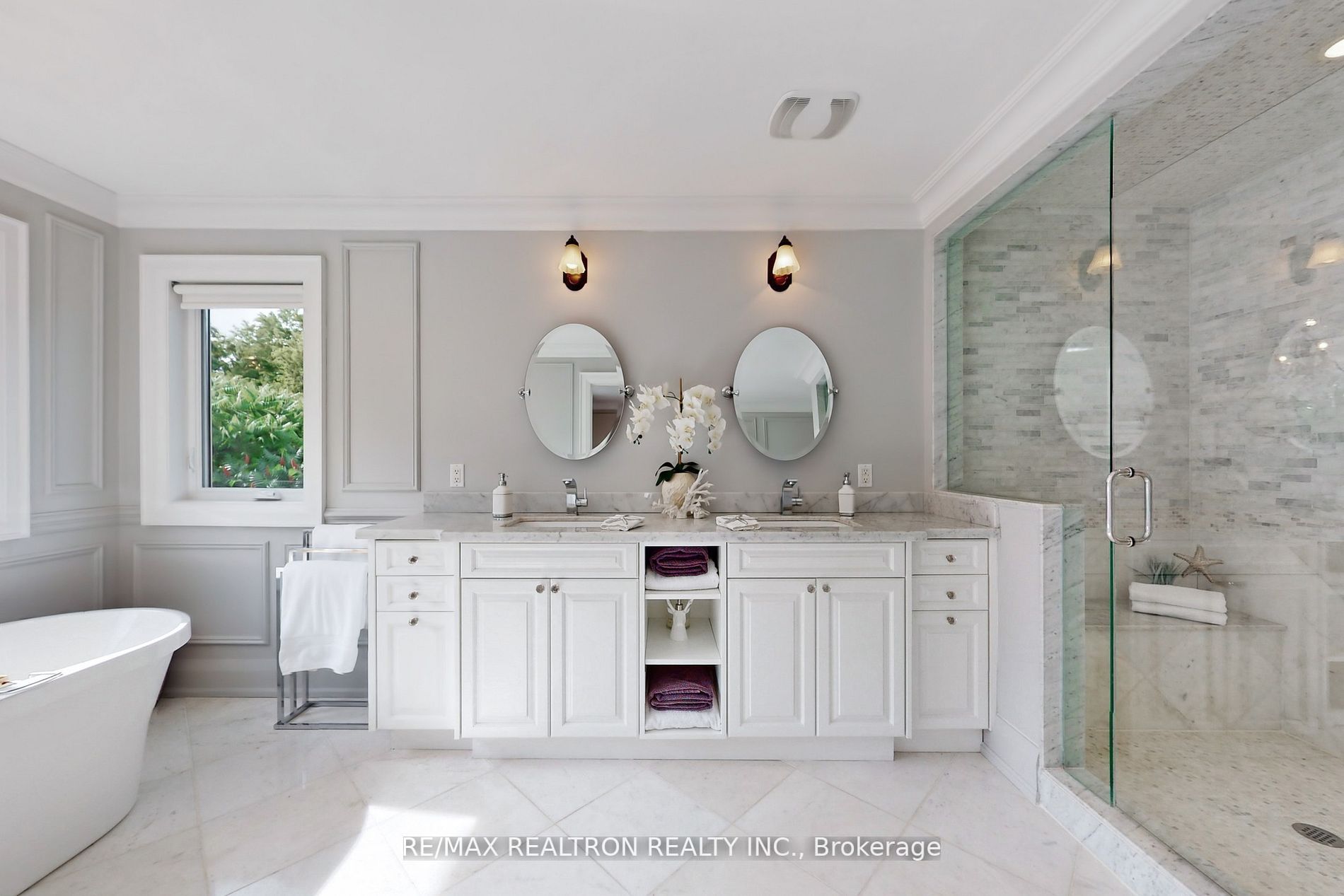 2 Campbell Crt