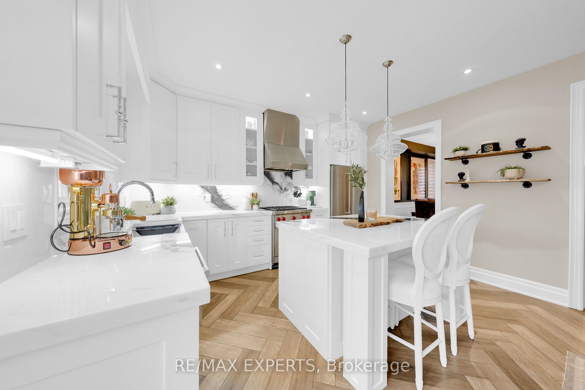 21 Turner Dr