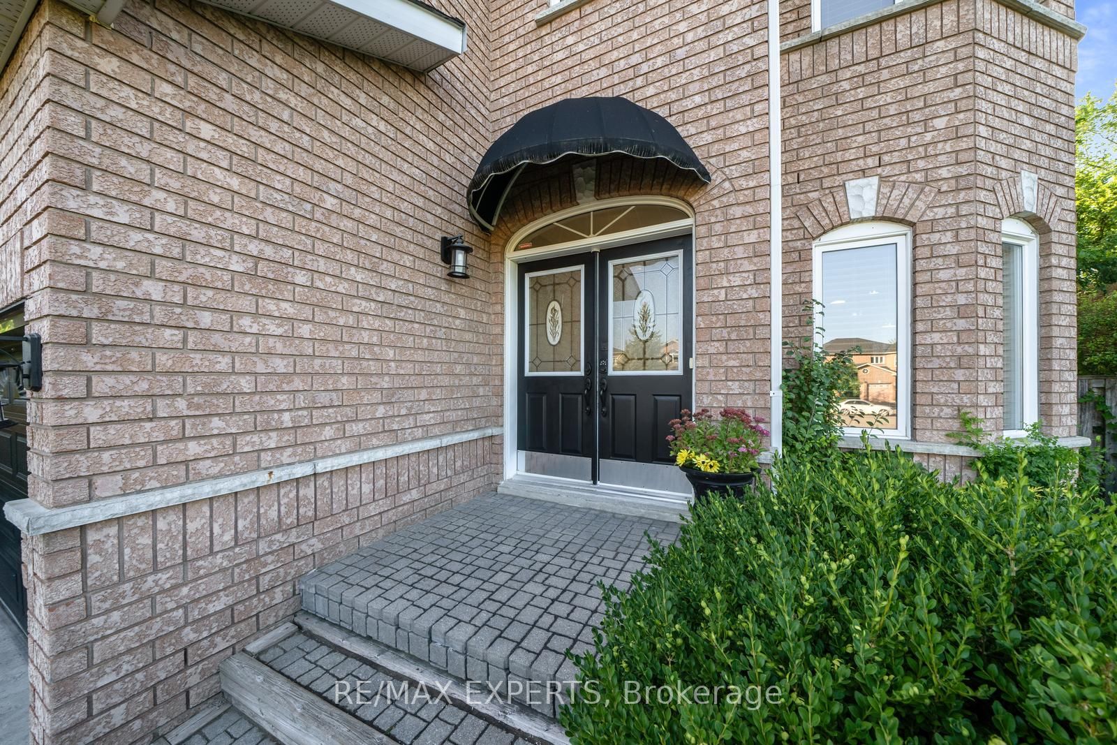 75 Zippora Dr