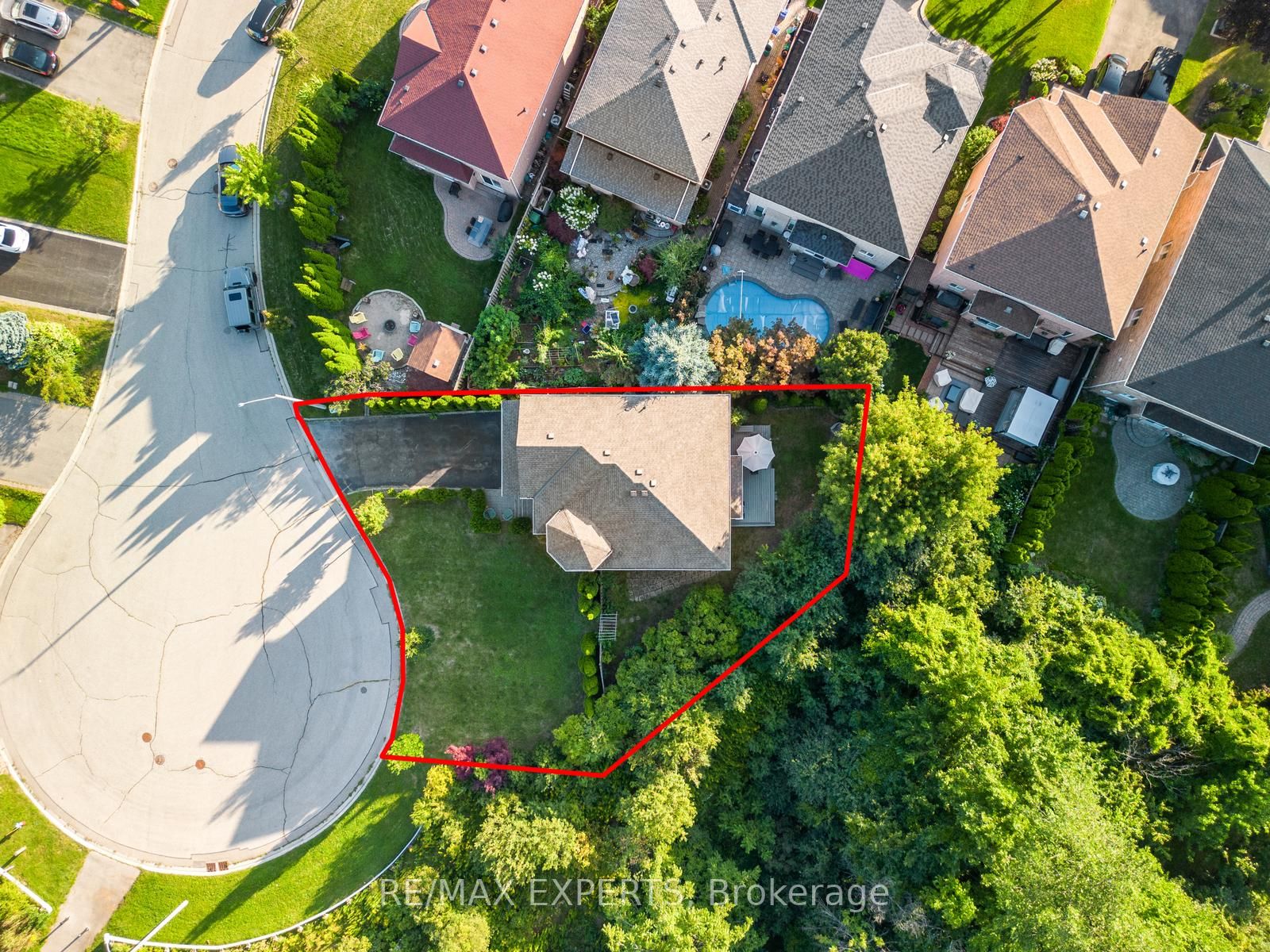 75 Zippora Dr