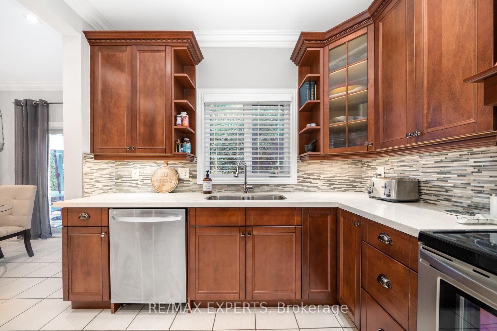 75 Zippora Dr
