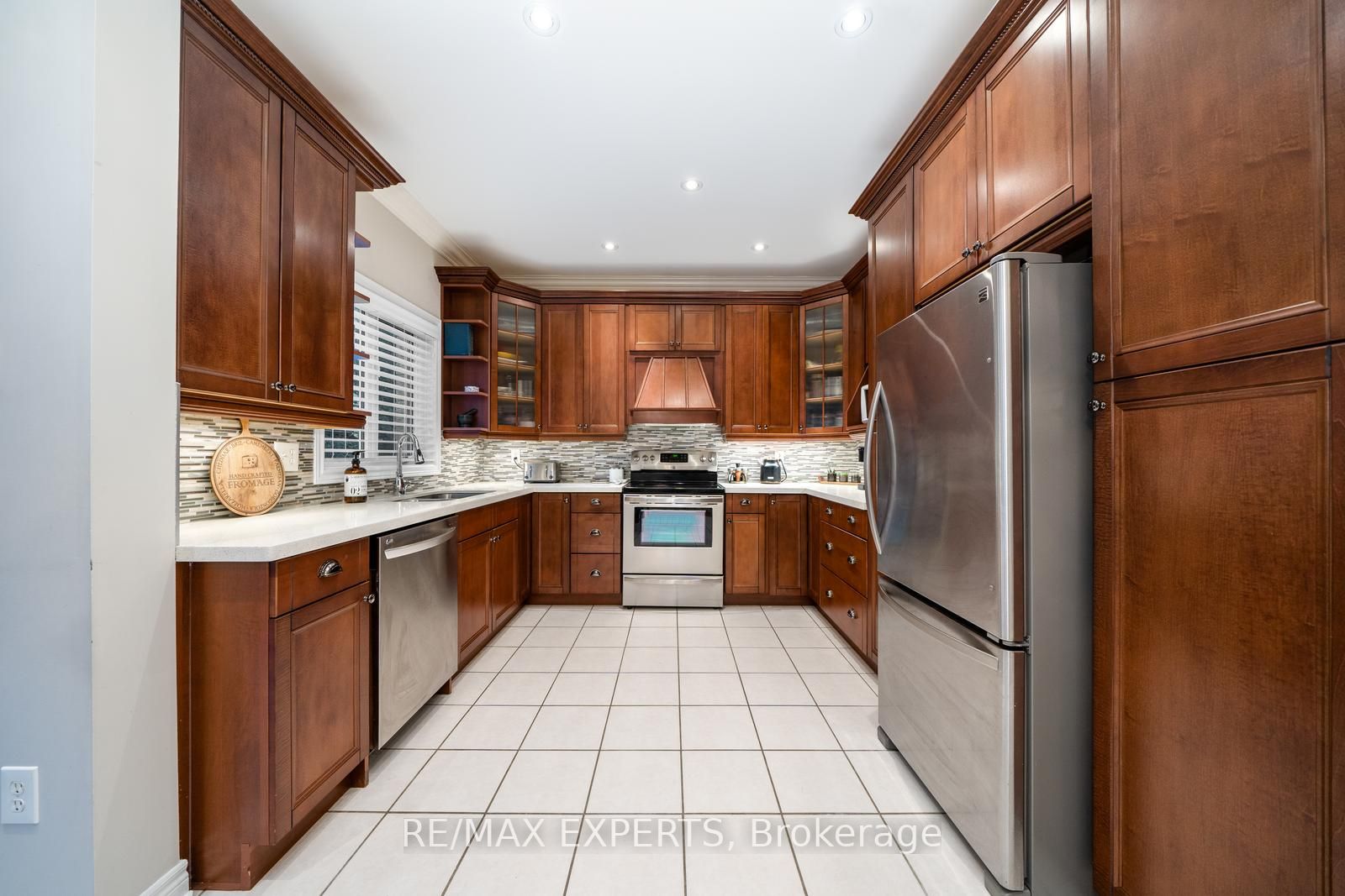 75 Zippora Dr