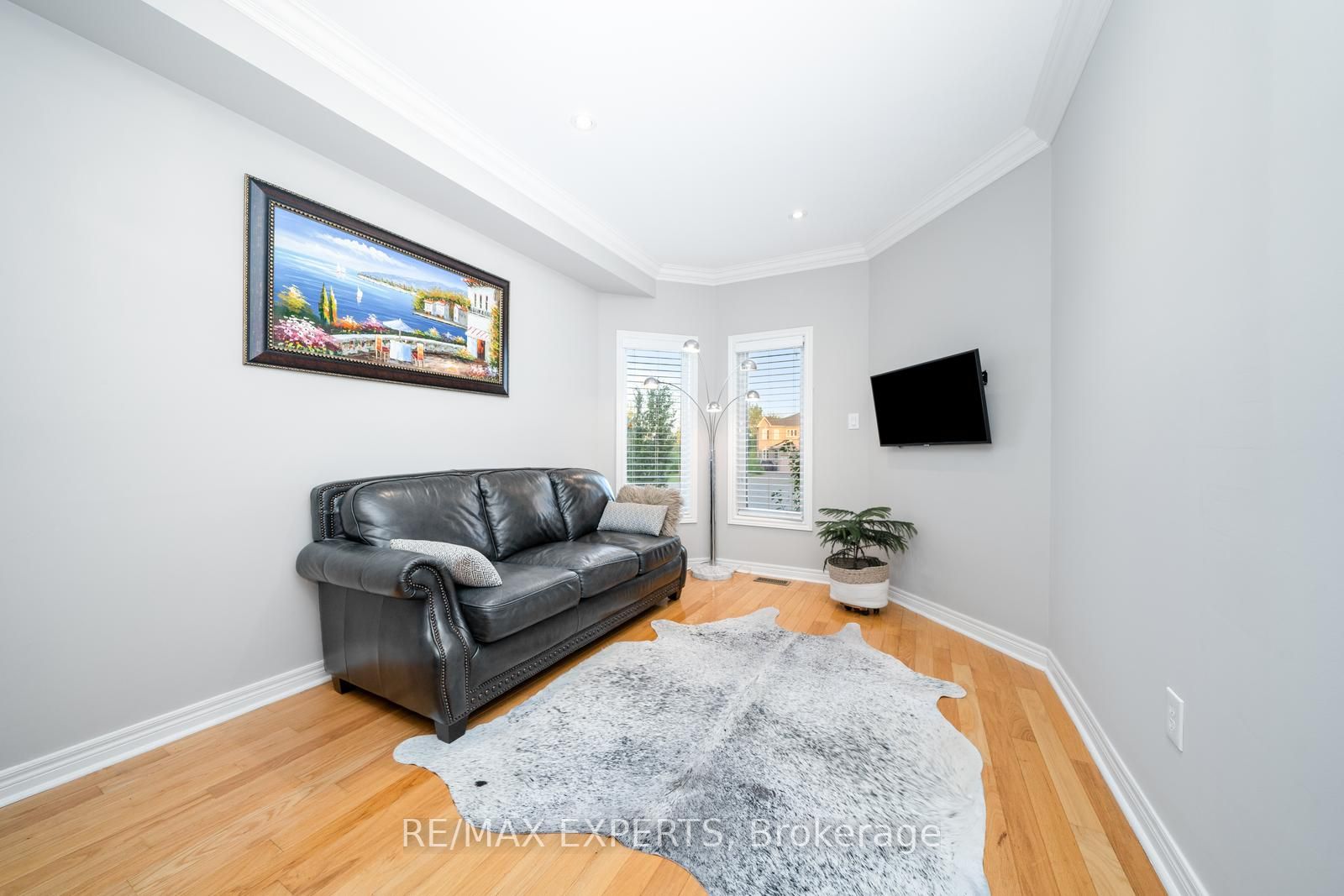 75 Zippora Dr