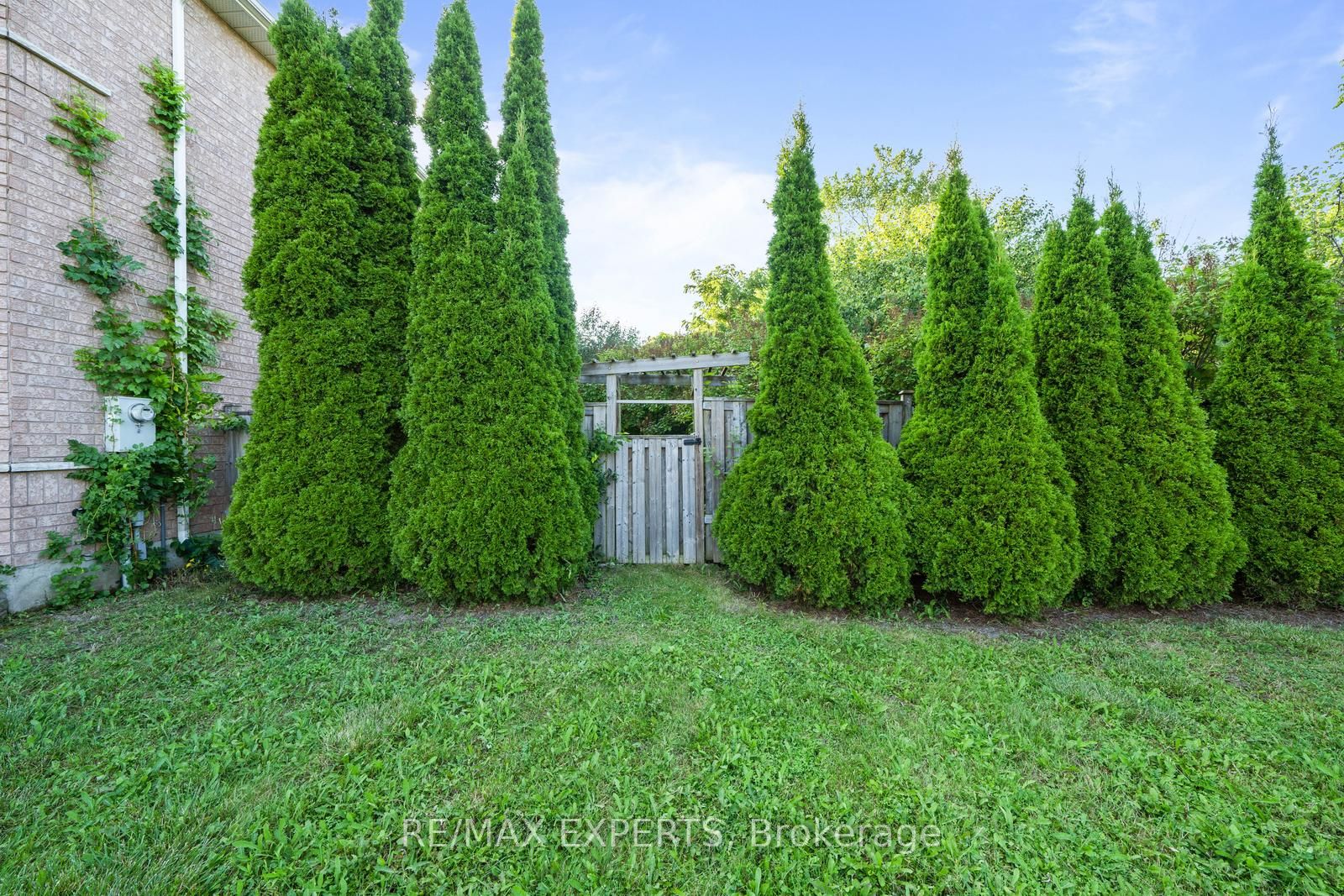 75 Zippora Dr