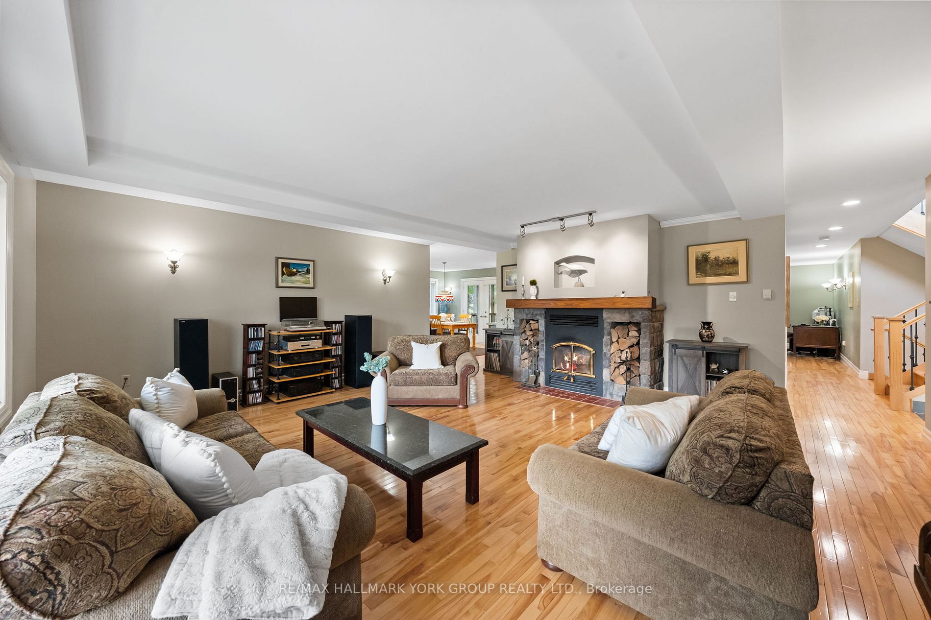 3809 East Street