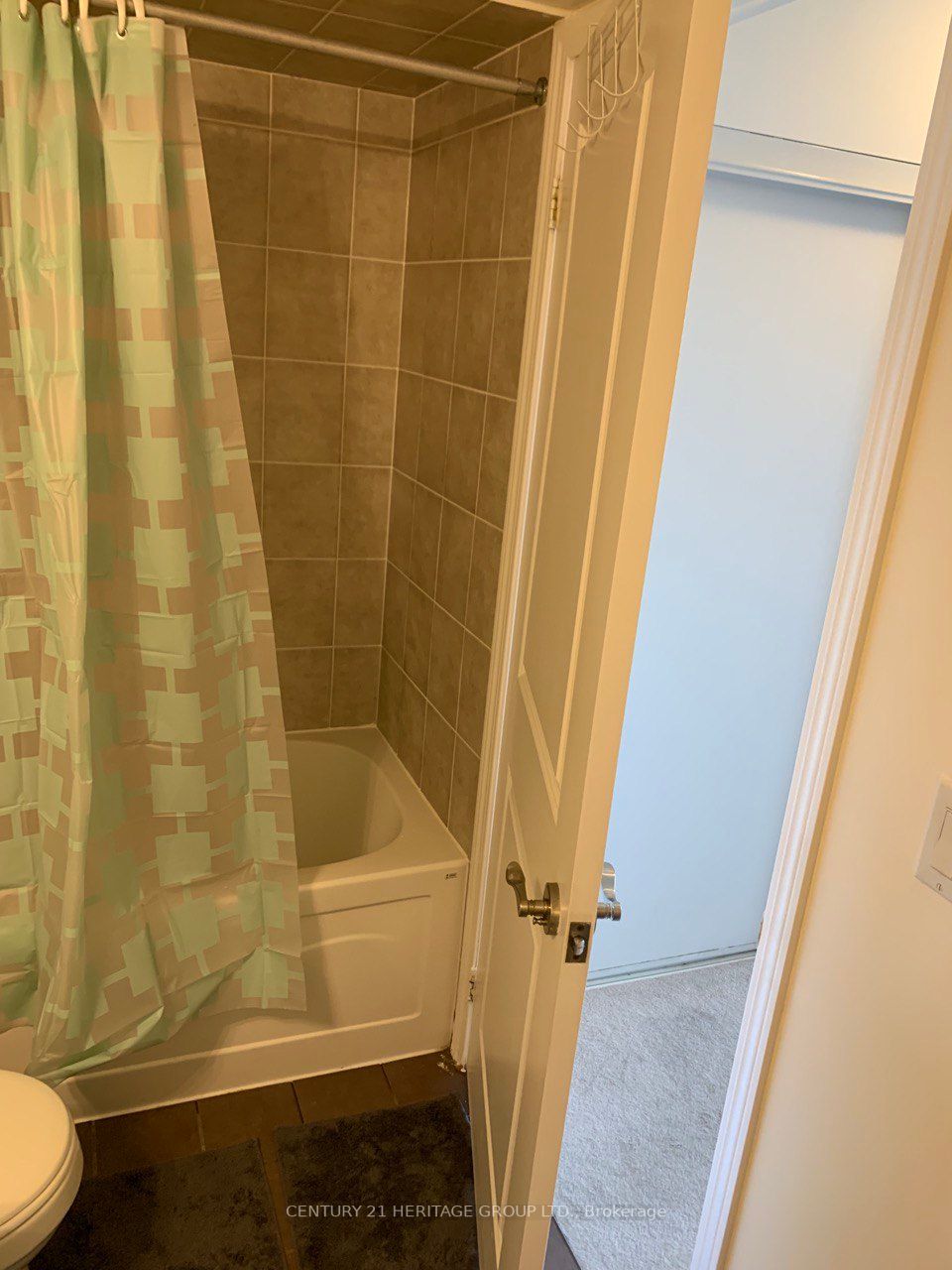 18 Harding Blvd S, #611