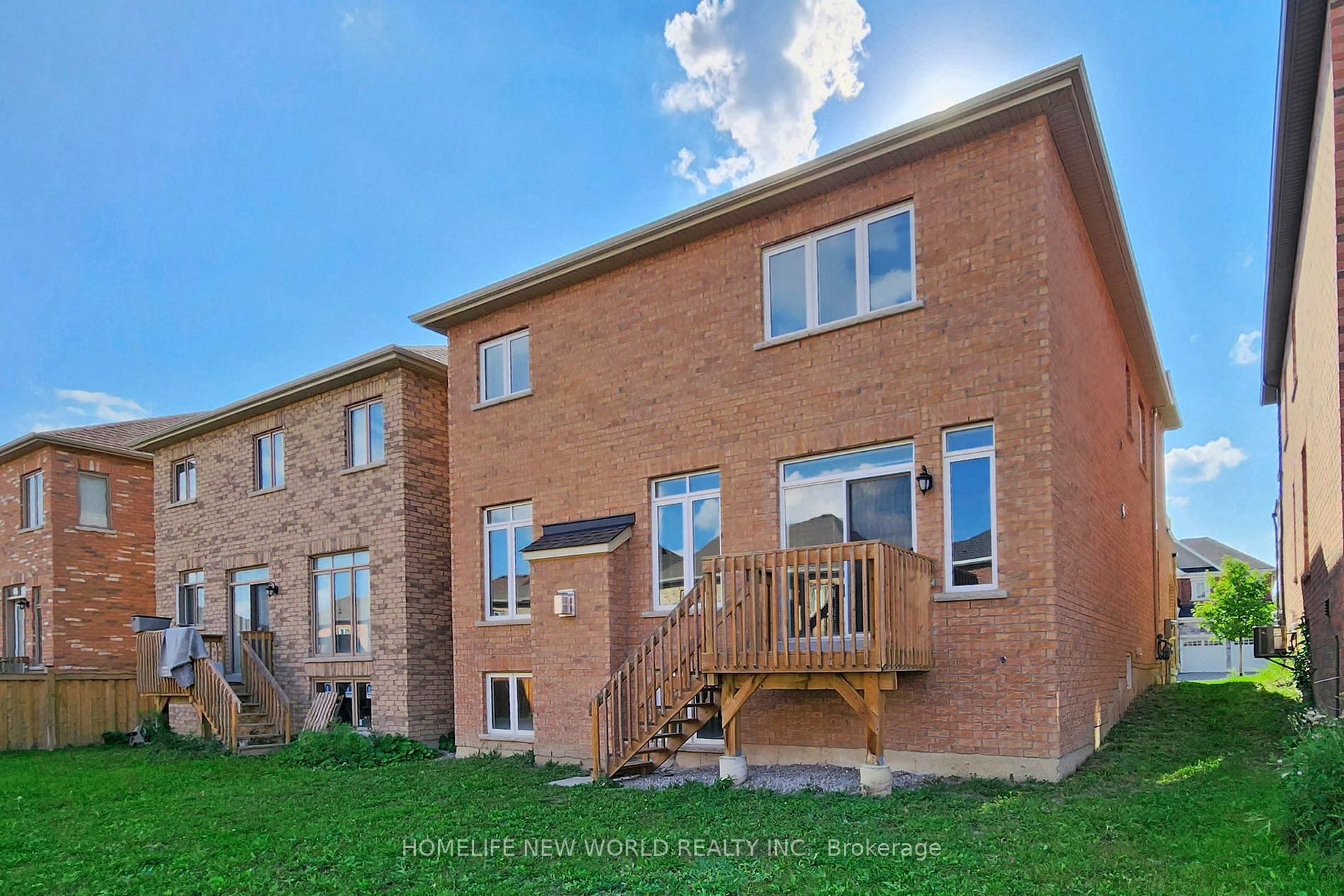 167 Inverness Way