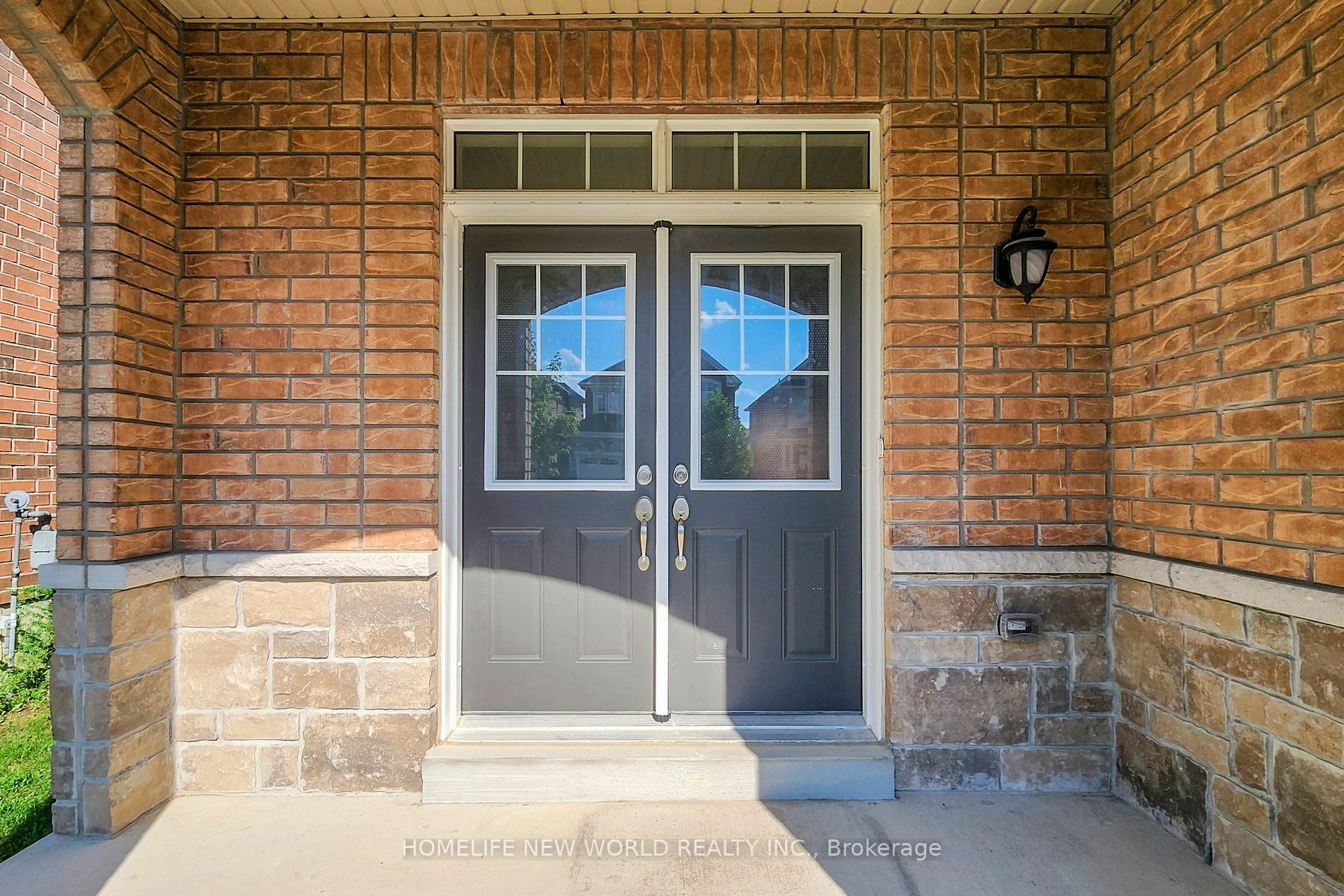 167 Inverness Way