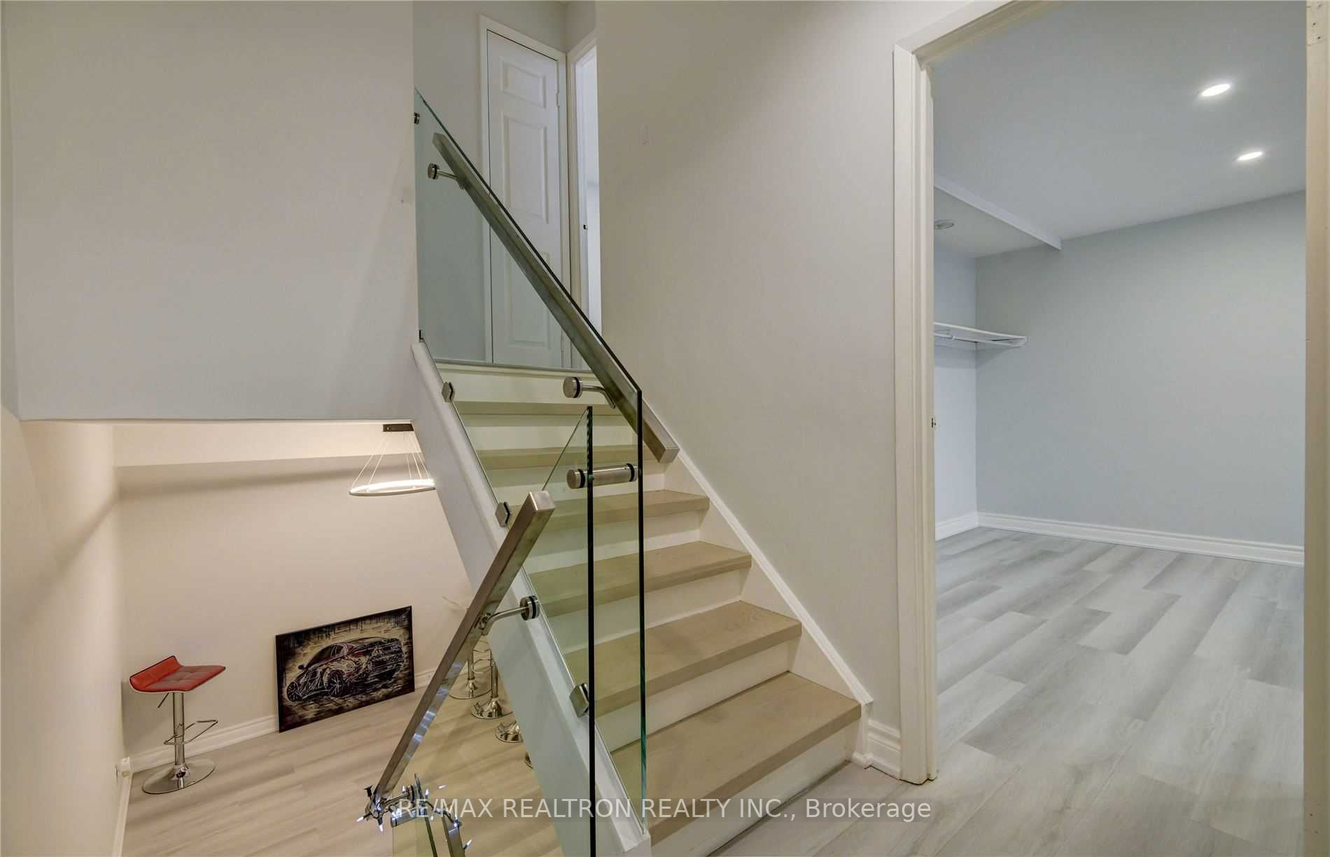 24 Springfair Ave, #189