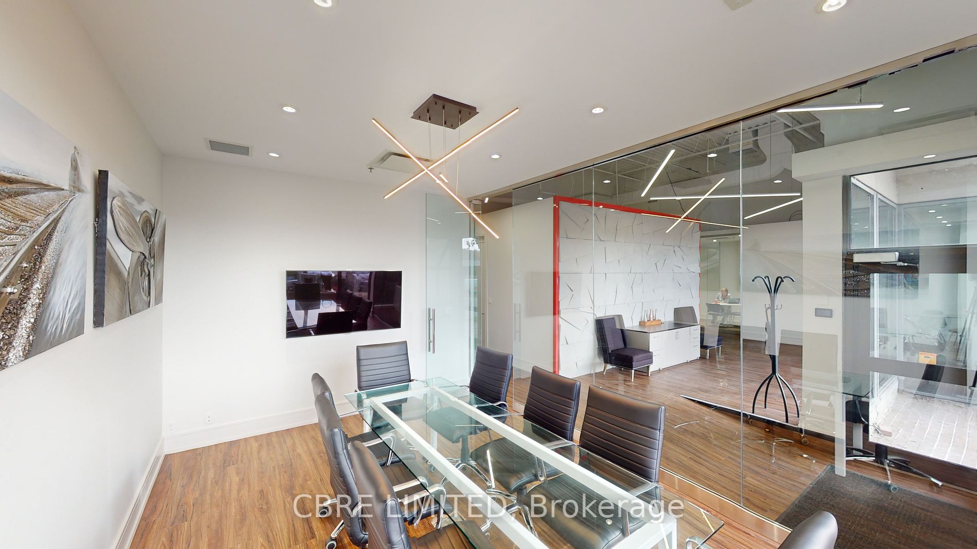 100 West Beaver Creek Rd W, #17-18